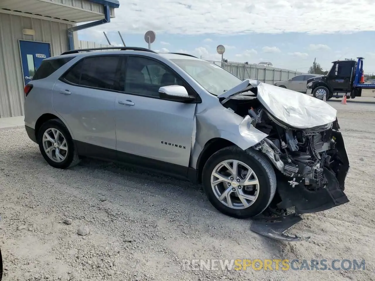 4 fotografías del automóvil dañado 3GNAXMEV4NS121312 CHEVROLET EQUINOX 2022