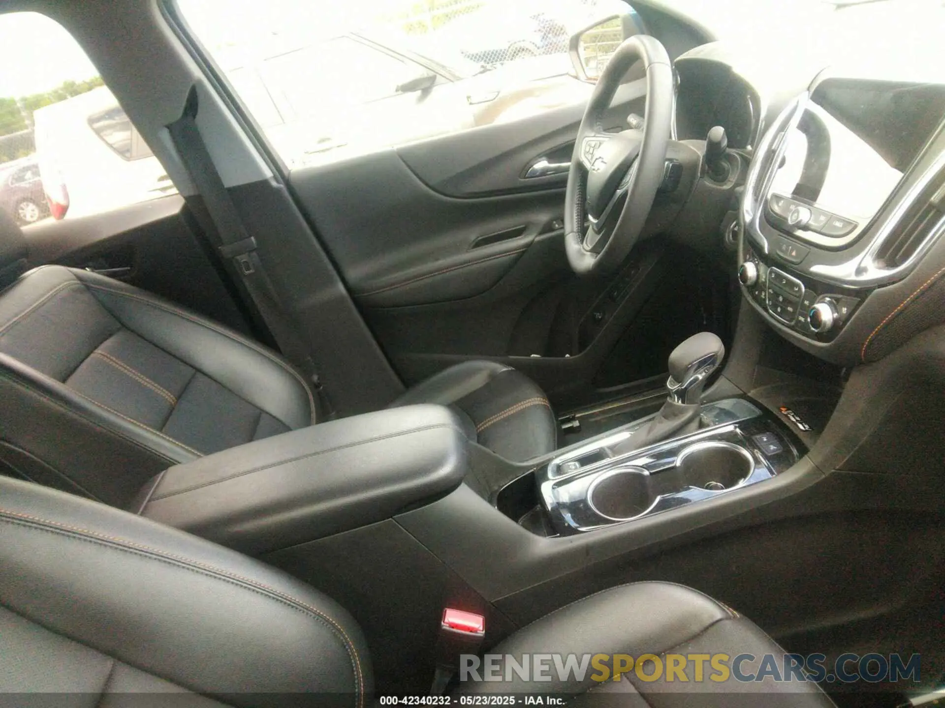 5 fotografías del automóvil dañado 3GNAXNEV1NS182042 CHEVROLET EQUINOX 2022