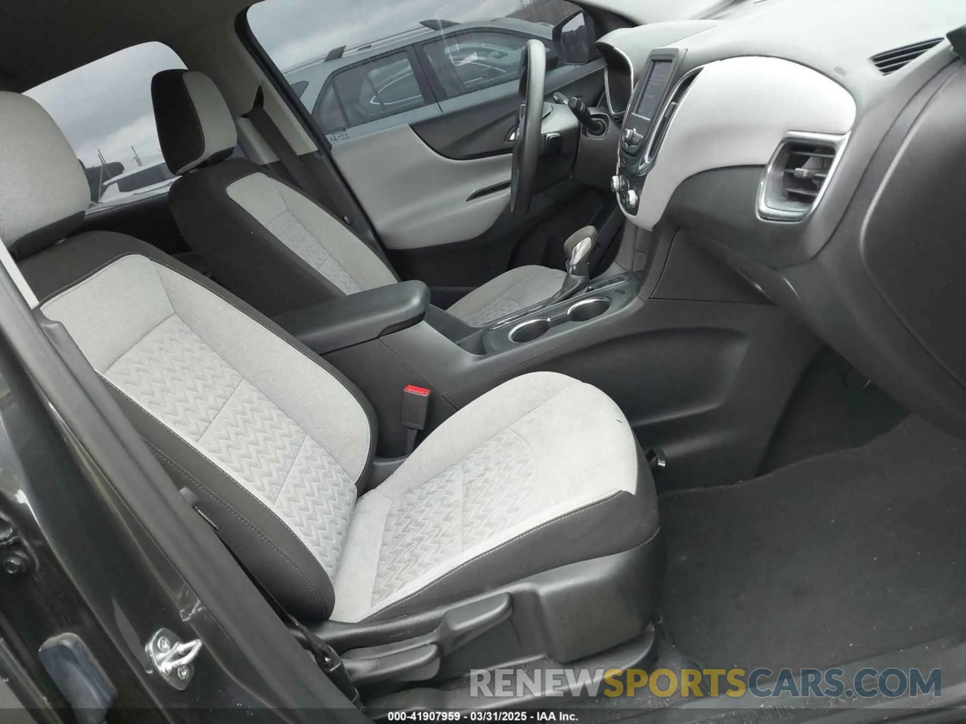 5 fotografías del automóvil dañado 3GNAXSEVXNS207129 CHEVROLET EQUINOX 2022