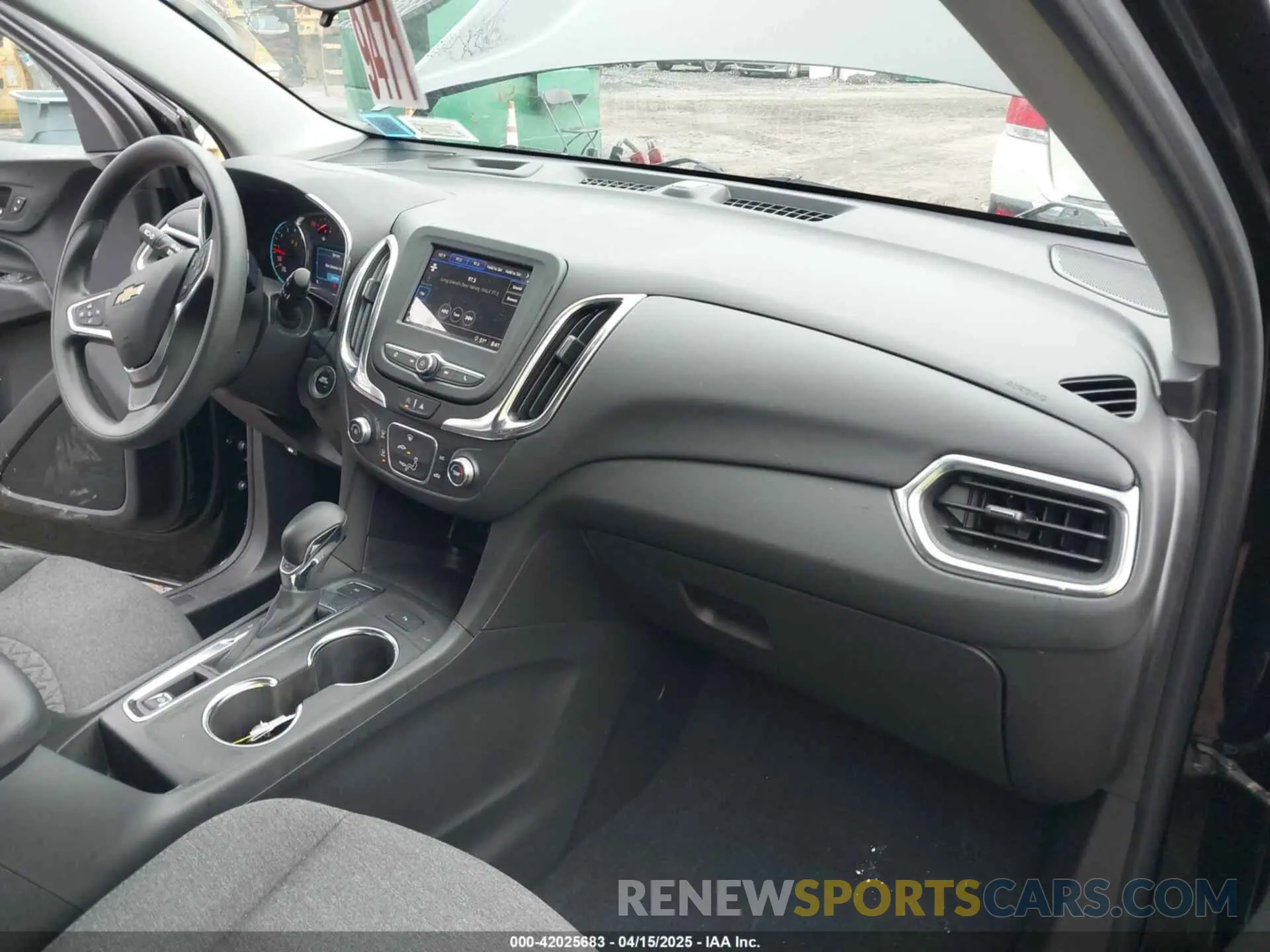 5 fotografías del automóvil dañado 3GNAXTEV6NL179197 CHEVROLET EQUINOX 2022
