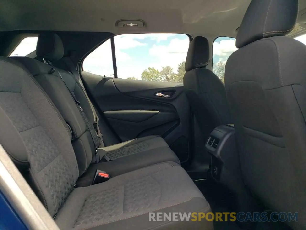 11 fotografías del automóvil dañado 3GNAXUEV0NL159601 CHEVROLET EQUINOX 2022
