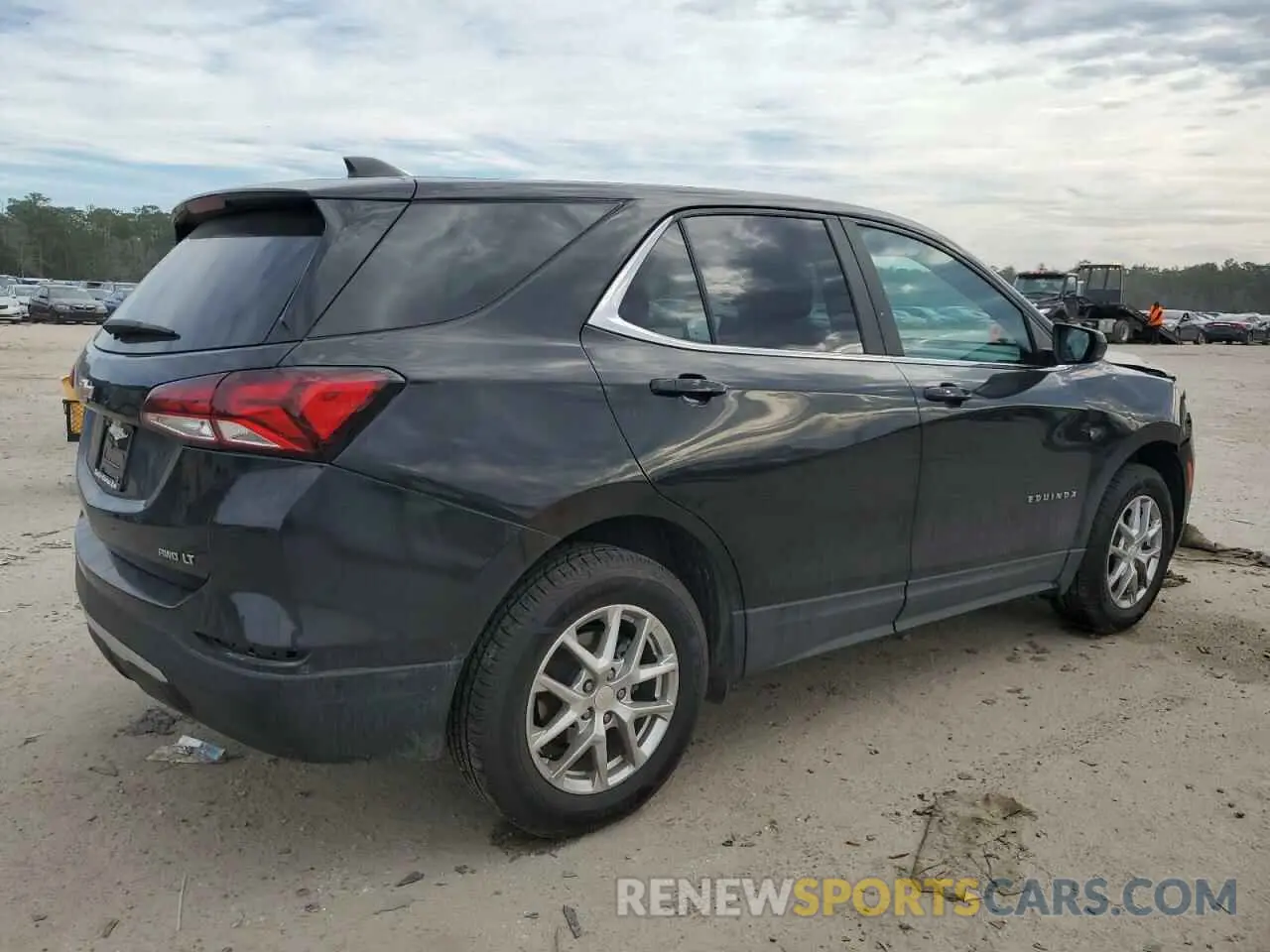 3 fotografías del automóvil dañado 3GNAXUEV0NL206206 CHEVROLET EQUINOX 2022
