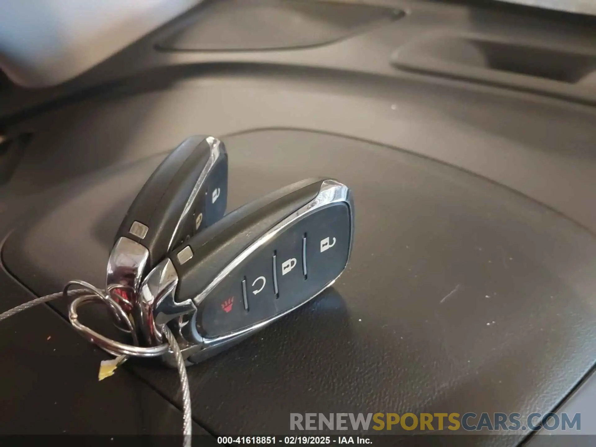 11 fotografías del automóvil dañado 3GNAXUEV0NL243028 CHEVROLET EQUINOX 2022