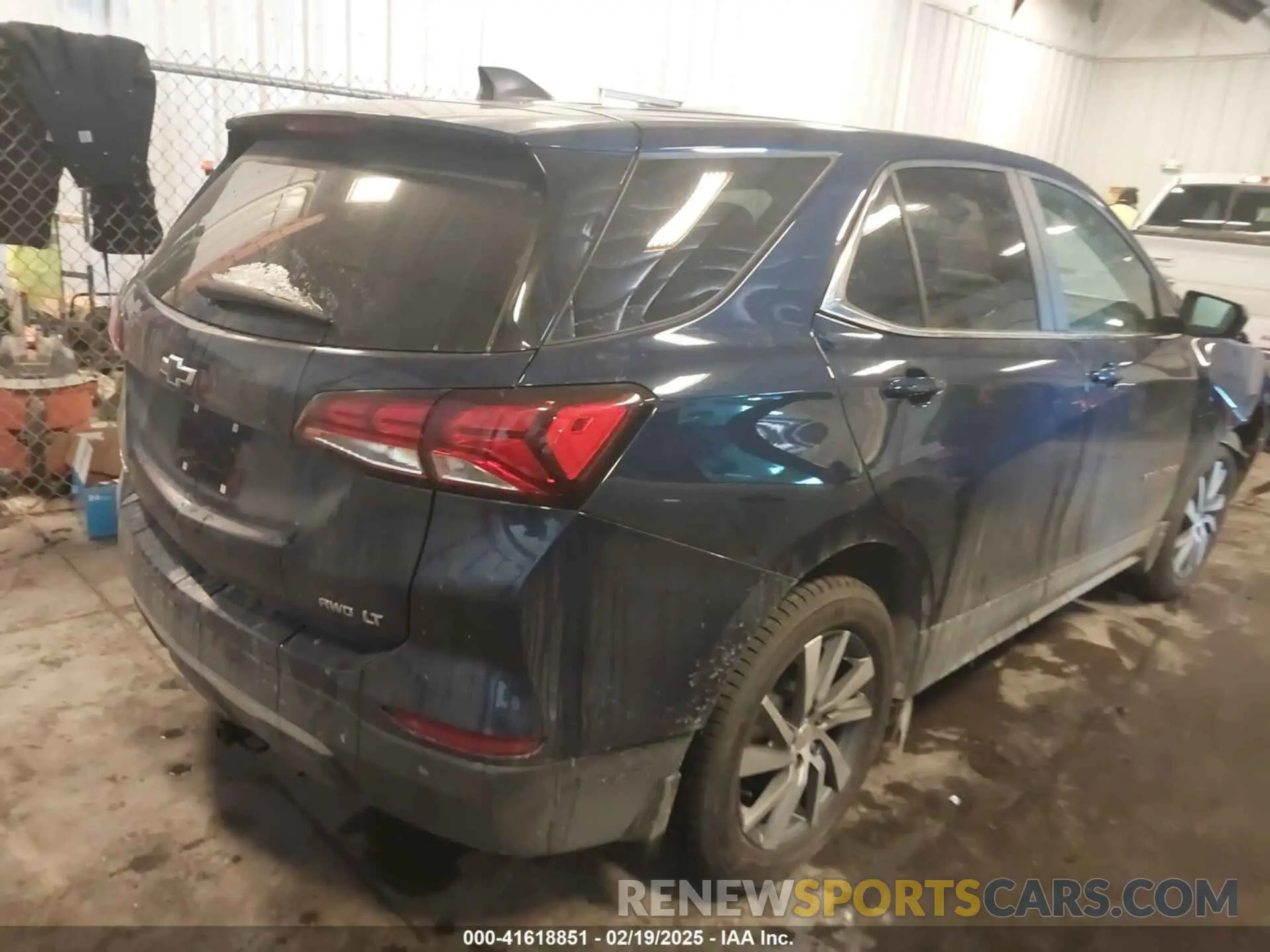 4 fotografías del automóvil dañado 3GNAXUEV0NL243028 CHEVROLET EQUINOX 2022