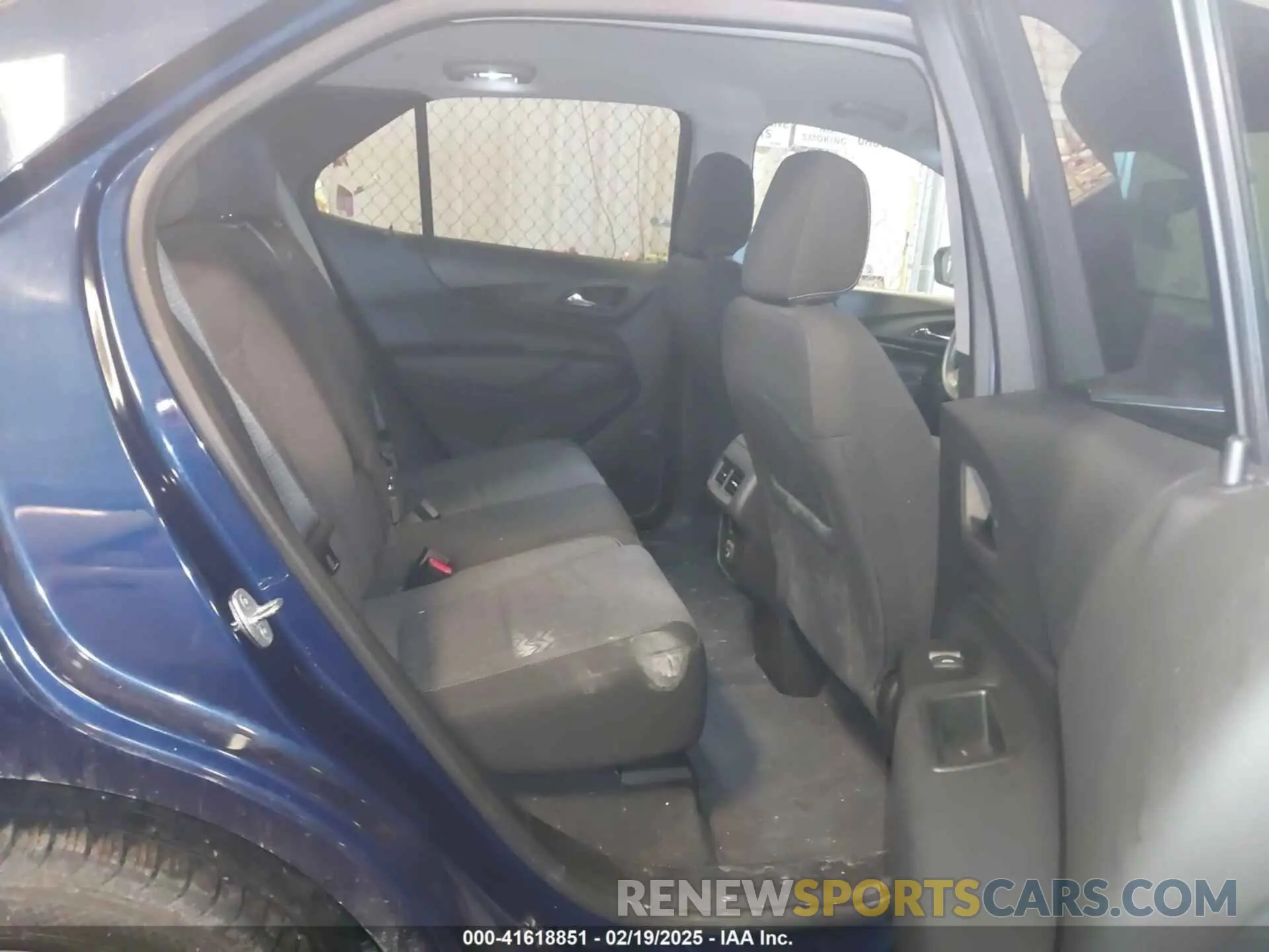 8 fotografías del automóvil dañado 3GNAXUEV0NL243028 CHEVROLET EQUINOX 2022