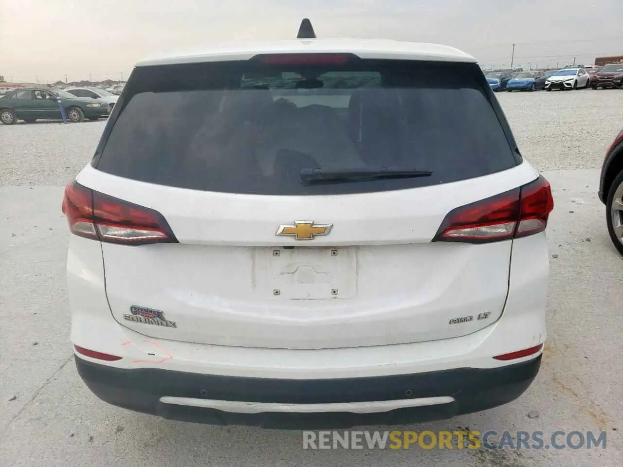 6 fotografías del automóvil dañado 3GNAXUEV0NL284341 CHEVROLET EQUINOX 2022