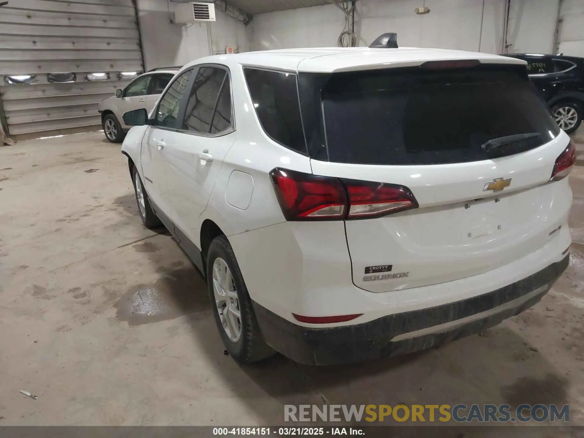 3 fotografías del automóvil dañado 3GNAXUEV0NS222198 CHEVROLET EQUINOX 2022