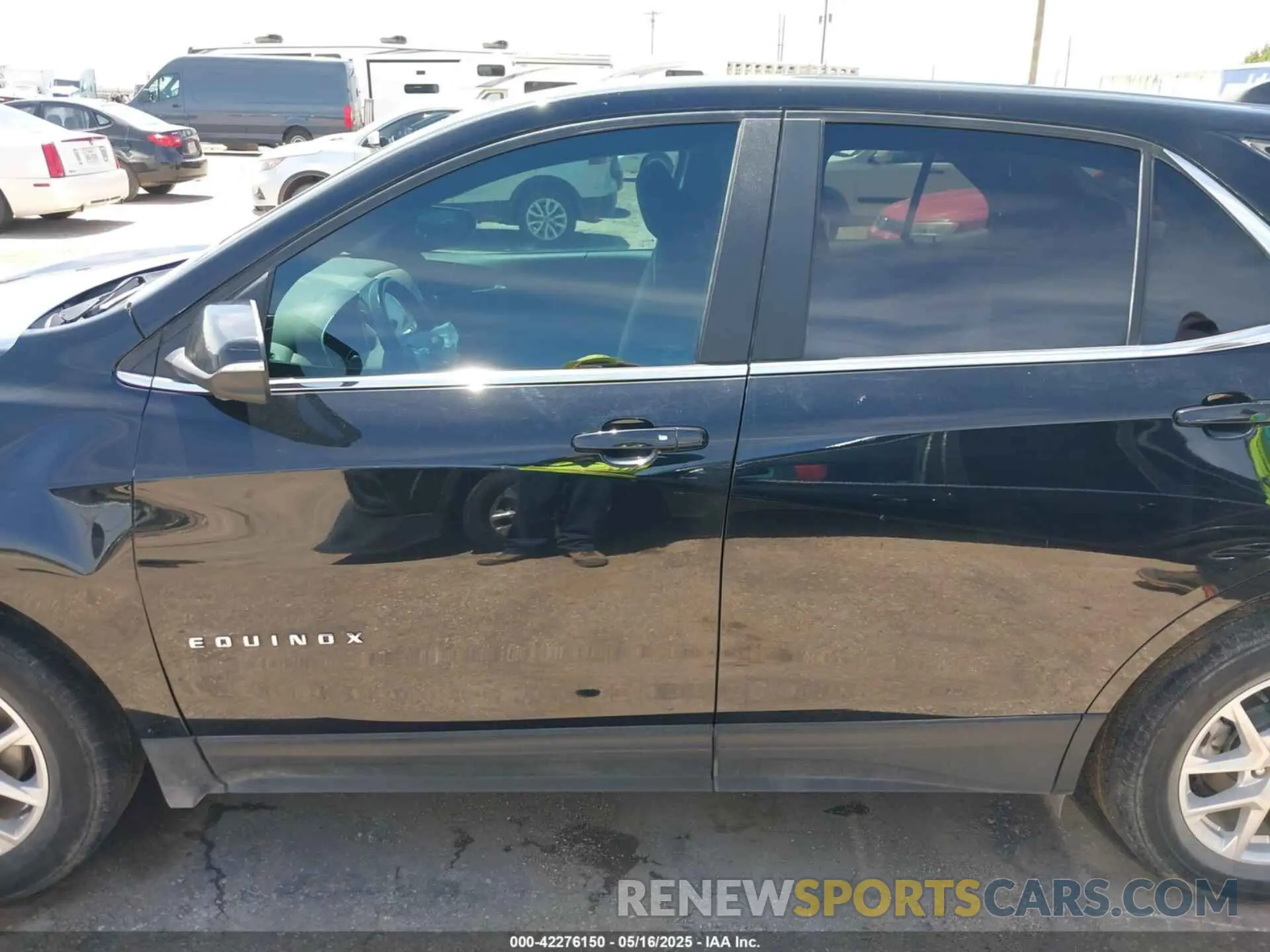 14 fotografías del automóvil dañado 3GNAXUEV1NL108771 CHEVROLET EQUINOX 2022