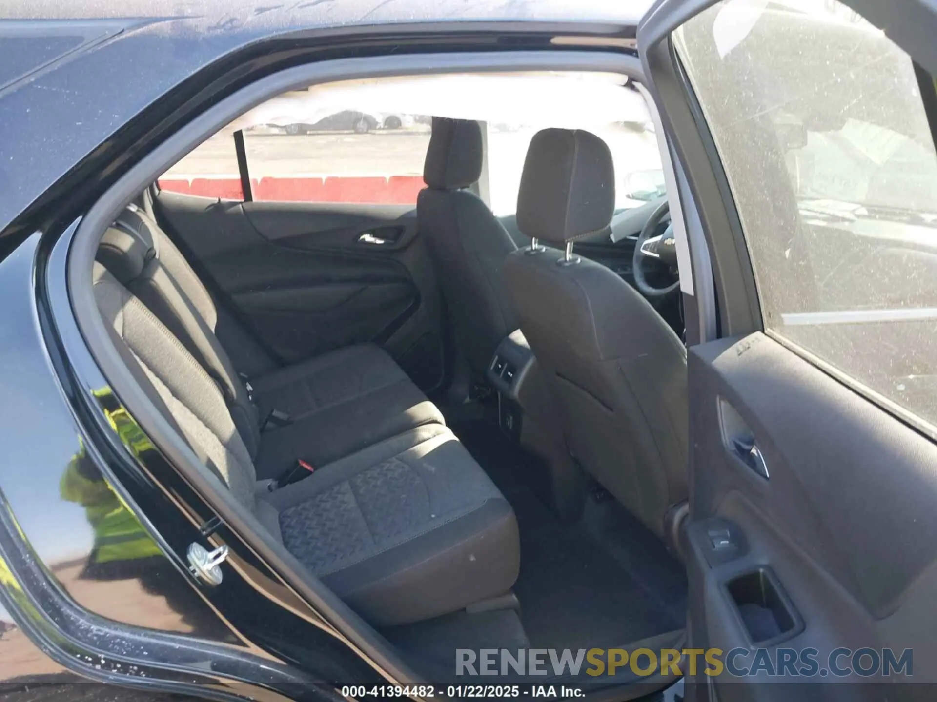 8 fotografías del automóvil dañado 3GNAXUEV1NL193174 CHEVROLET EQUINOX 2022