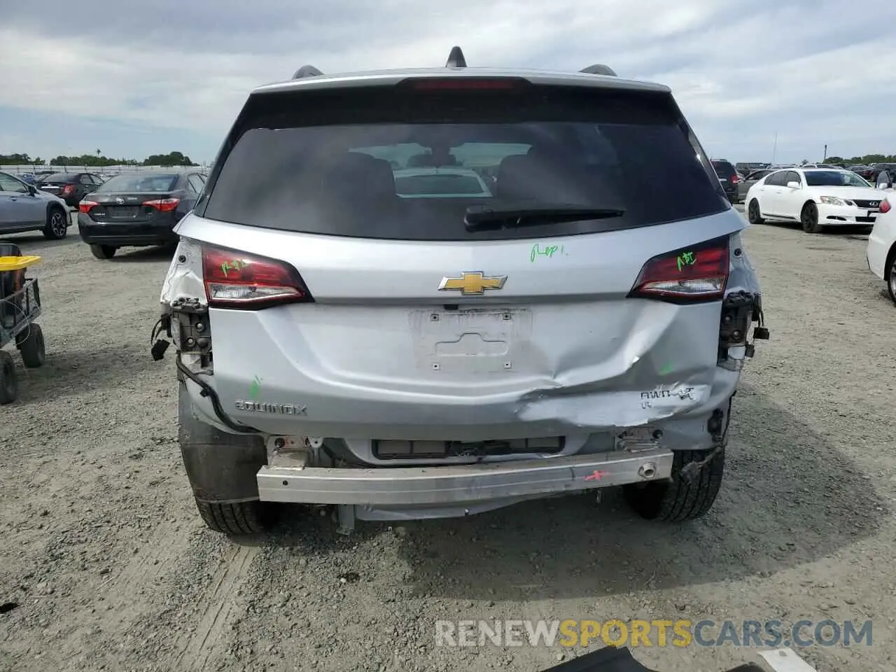 6 fotografías del automóvil dañado 3GNAXUEV2NL115986 CHEVROLET EQUINOX 2022