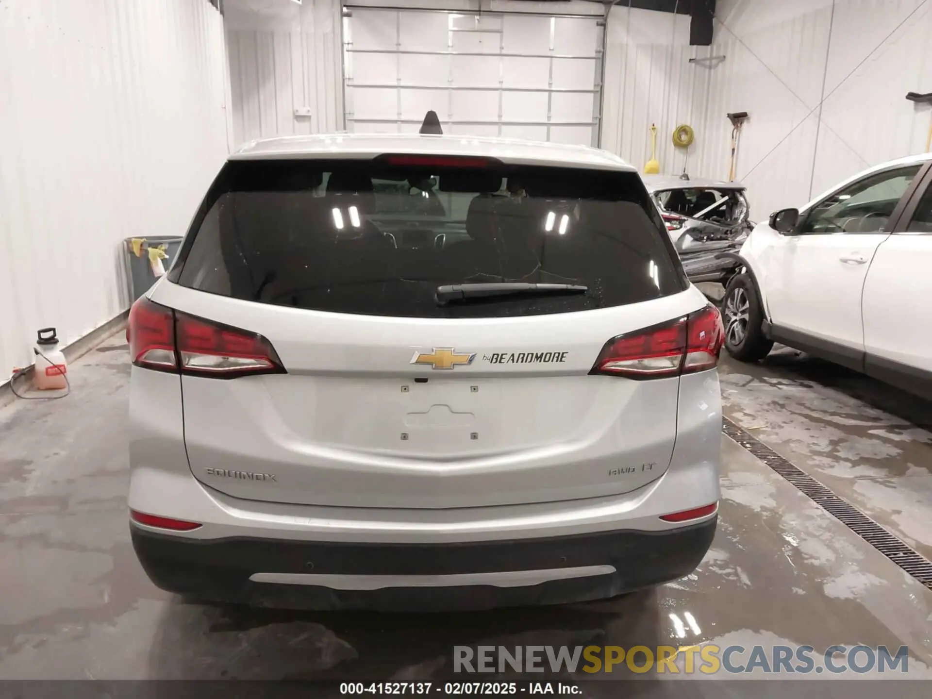 15 fotografías del automóvil dañado 3GNAXUEV2NL179672 CHEVROLET EQUINOX 2022