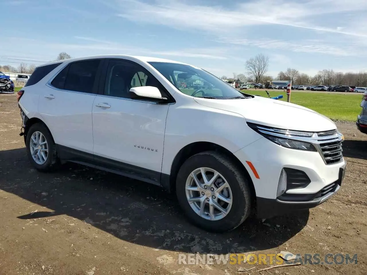 4 fotografías del automóvil dañado 3GNAXUEV2NL226635 CHEVROLET EQUINOX 2022