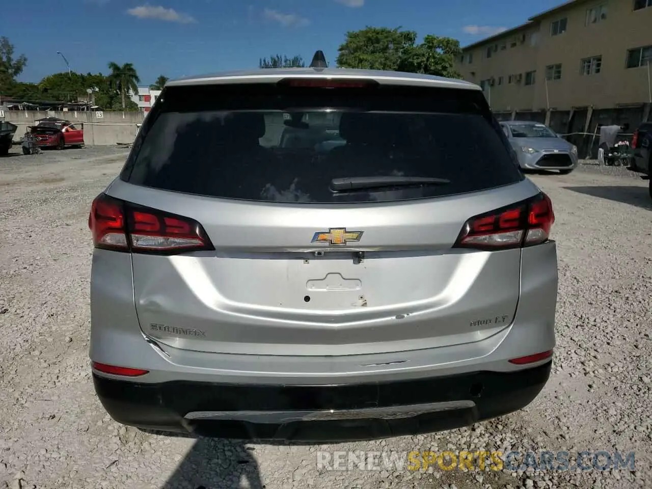 6 fotografías del automóvil dañado 3GNAXUEV3NL199834 CHEVROLET EQUINOX 2022
