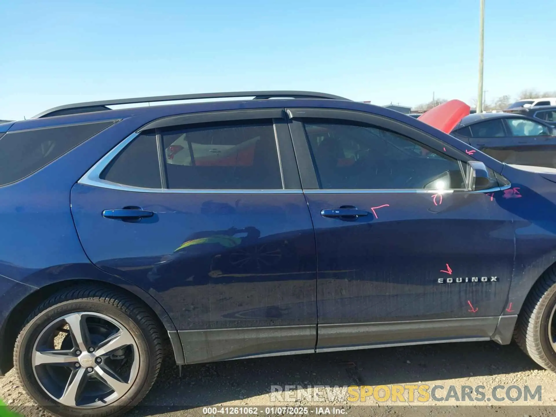 14 fotografías del automóvil dañado 3GNAXUEV3NL228846 CHEVROLET EQUINOX 2022