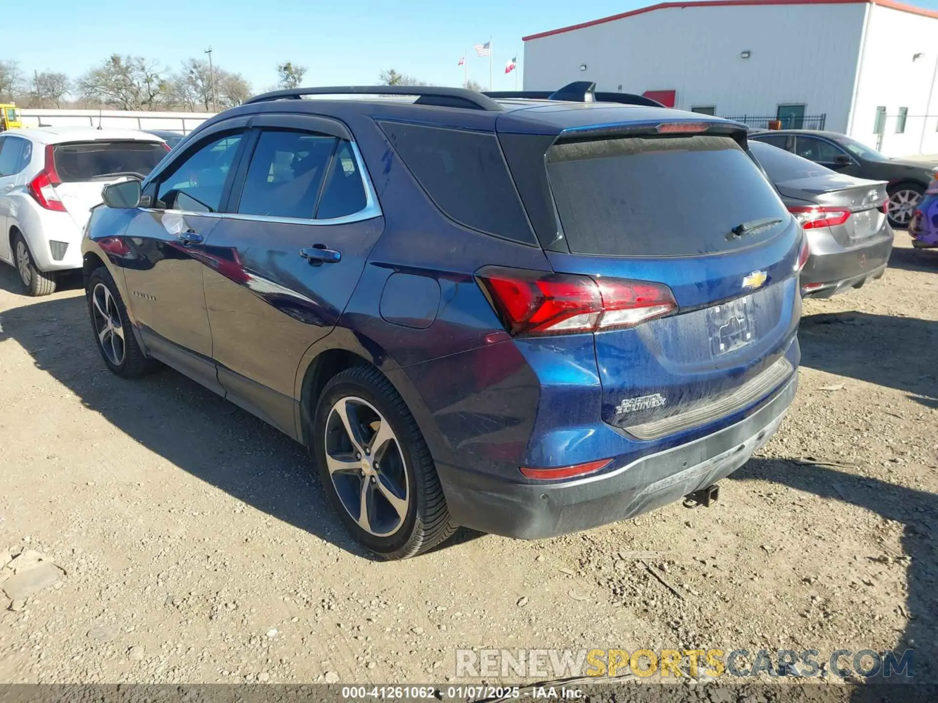 3 fotografías del automóvil dañado 3GNAXUEV3NL228846 CHEVROLET EQUINOX 2022
