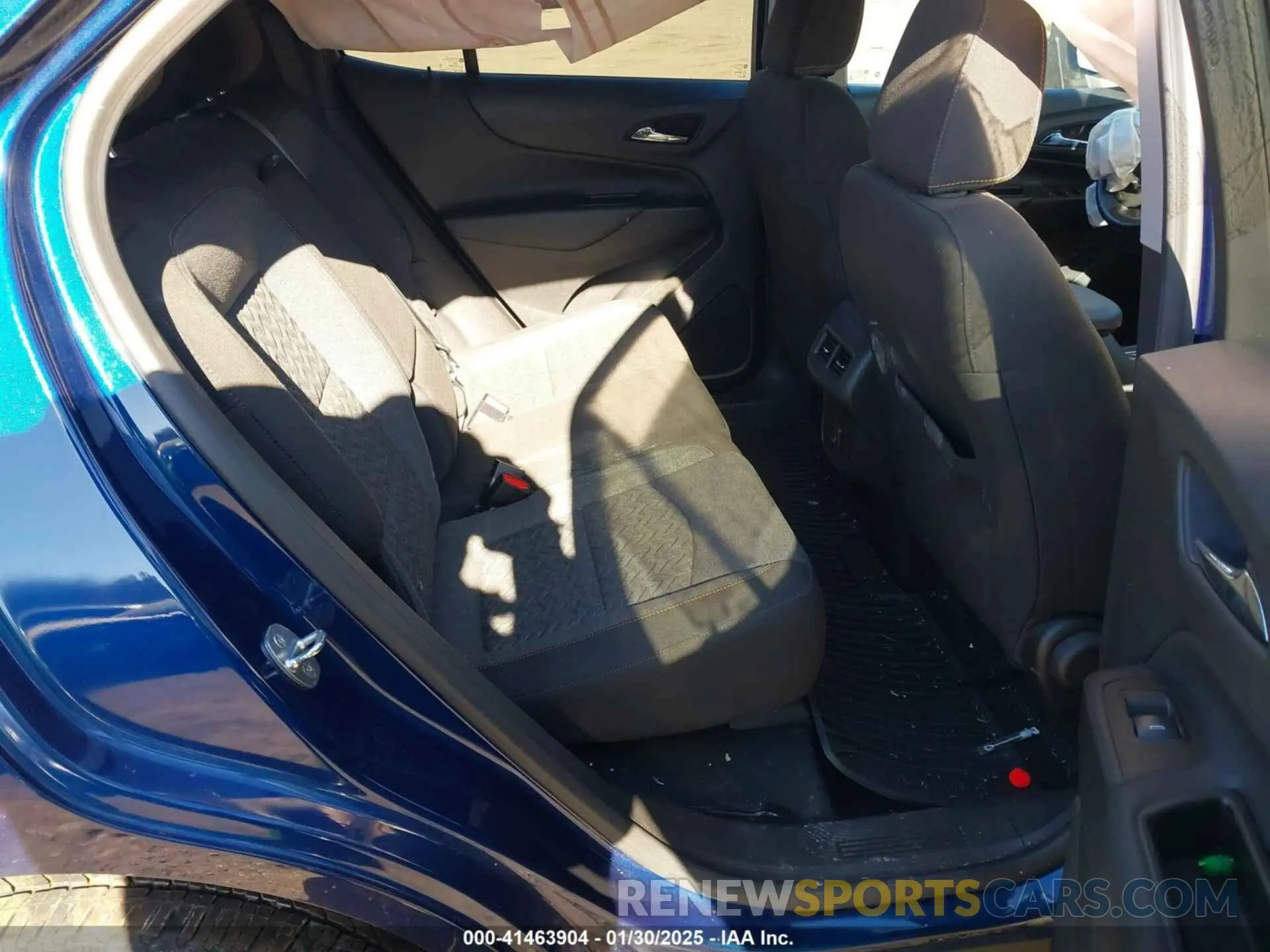 8 fotografías del automóvil dañado 3GNAXUEV3NL249289 CHEVROLET EQUINOX 2022