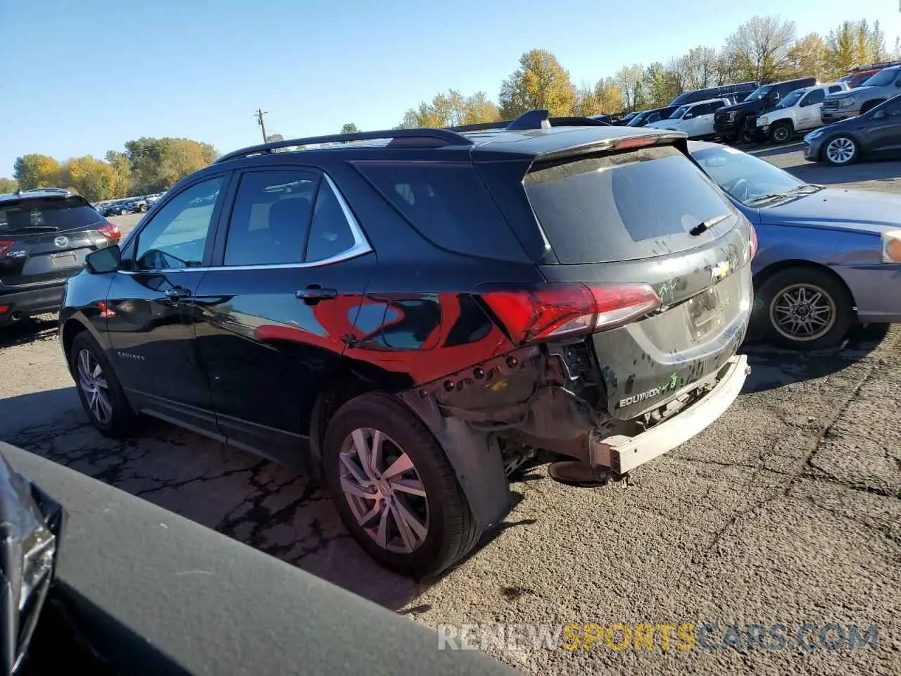 2 fotografías del automóvil dañado 3GNAXUEV3NL314349 CHEVROLET EQUINOX 2022