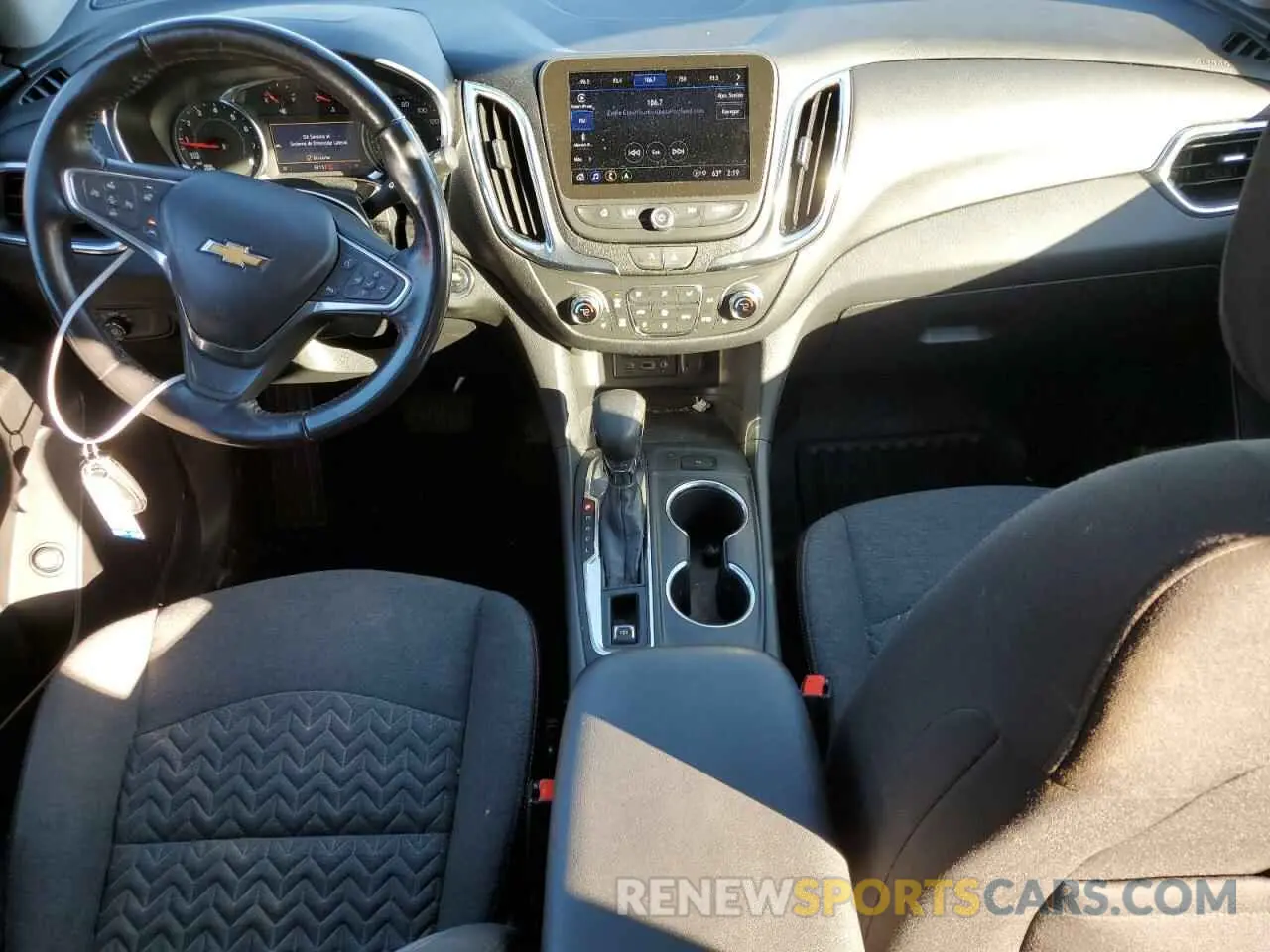8 fotografías del automóvil dañado 3GNAXUEV3NL314349 CHEVROLET EQUINOX 2022