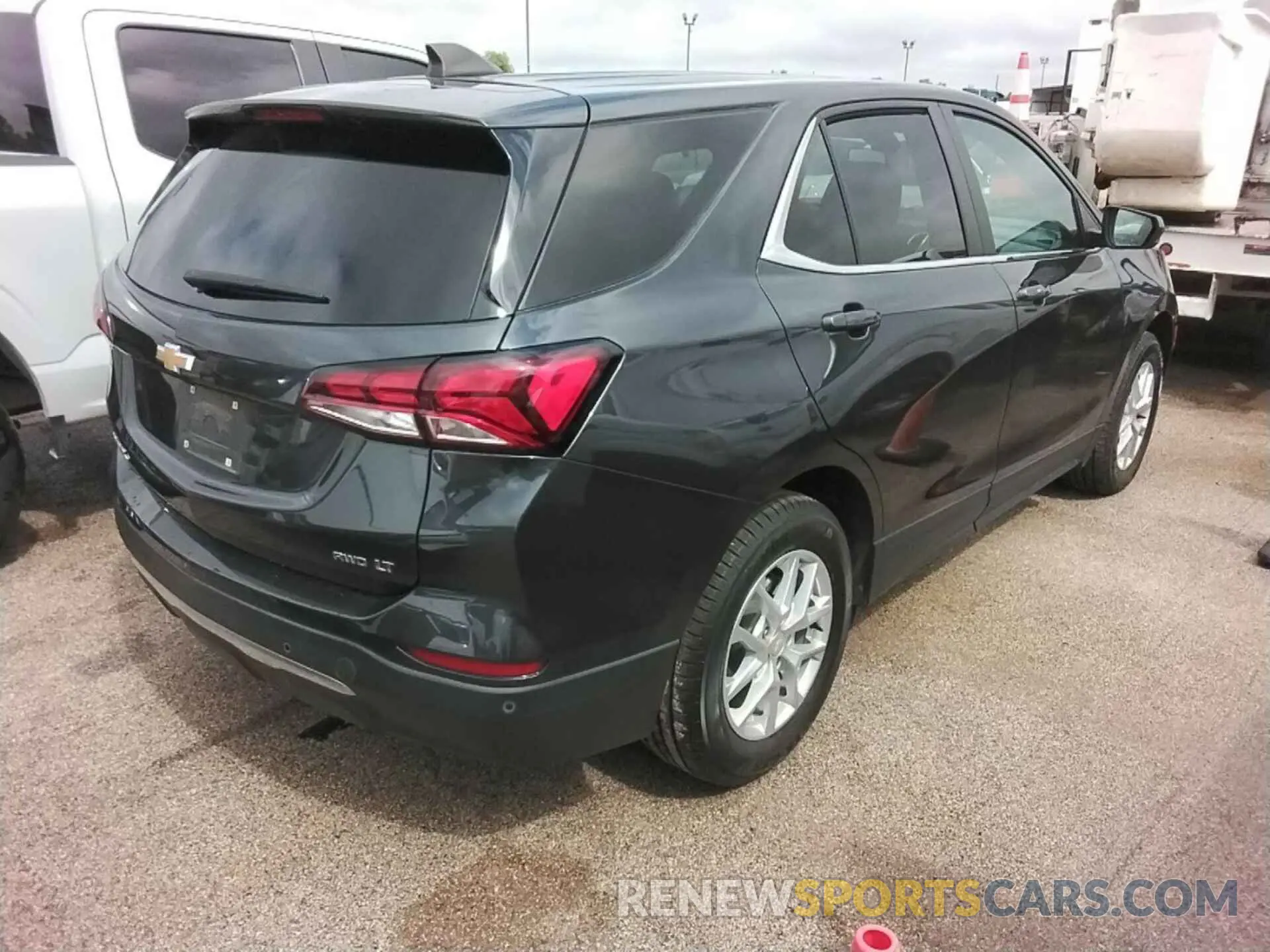 21 fotografías del automóvil dañado 3GNAXUEV3NS109314 CHEVROLET EQUINOX 2022