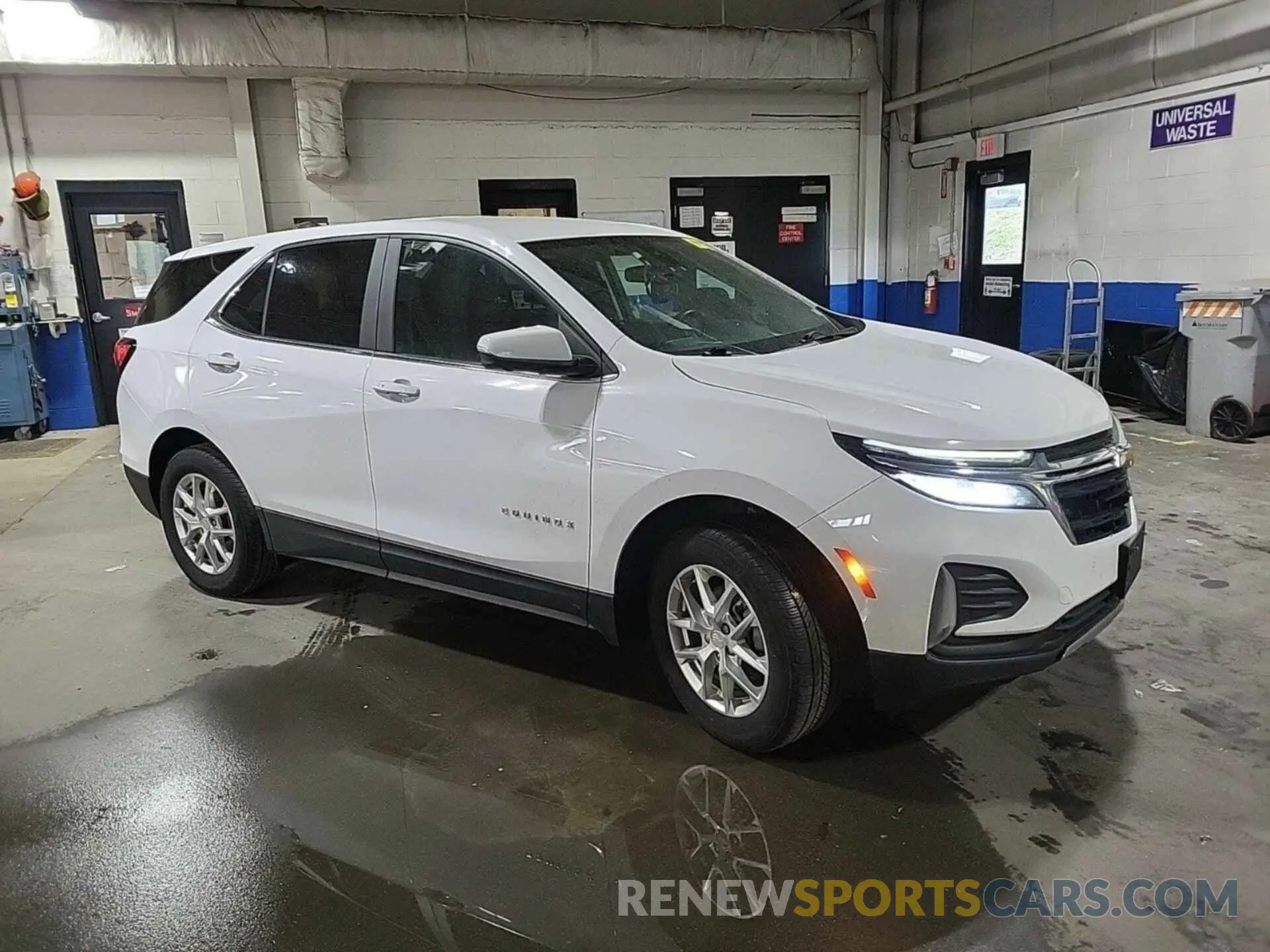 42 fotografías del automóvil dañado 3GNAXUEV4NL122521 CHEVROLET EQUINOX 2022