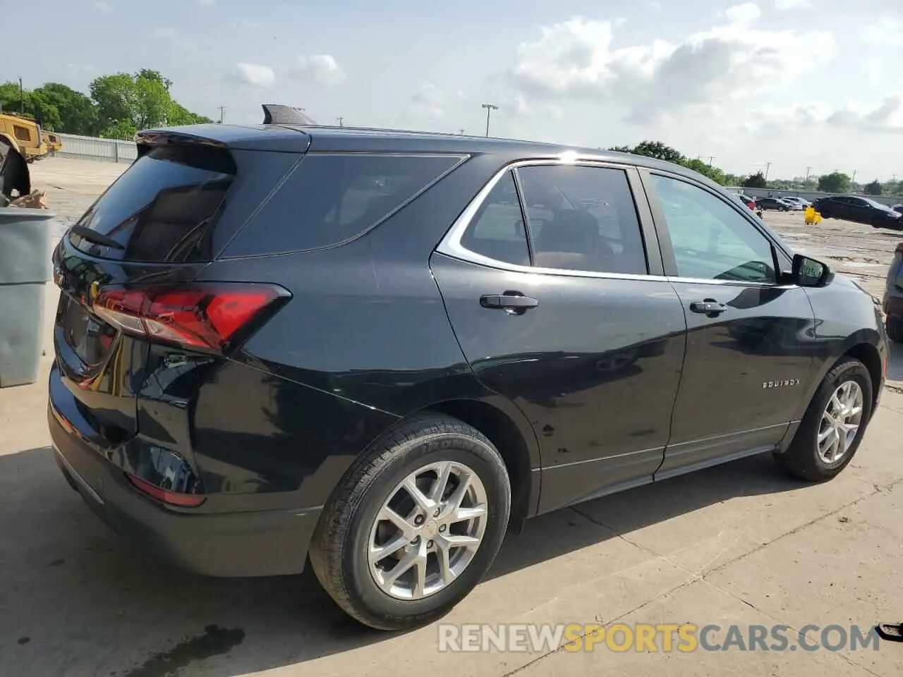 3 fotografías del automóvil dañado 3GNAXUEV4NL203082 CHEVROLET EQUINOX 2022
