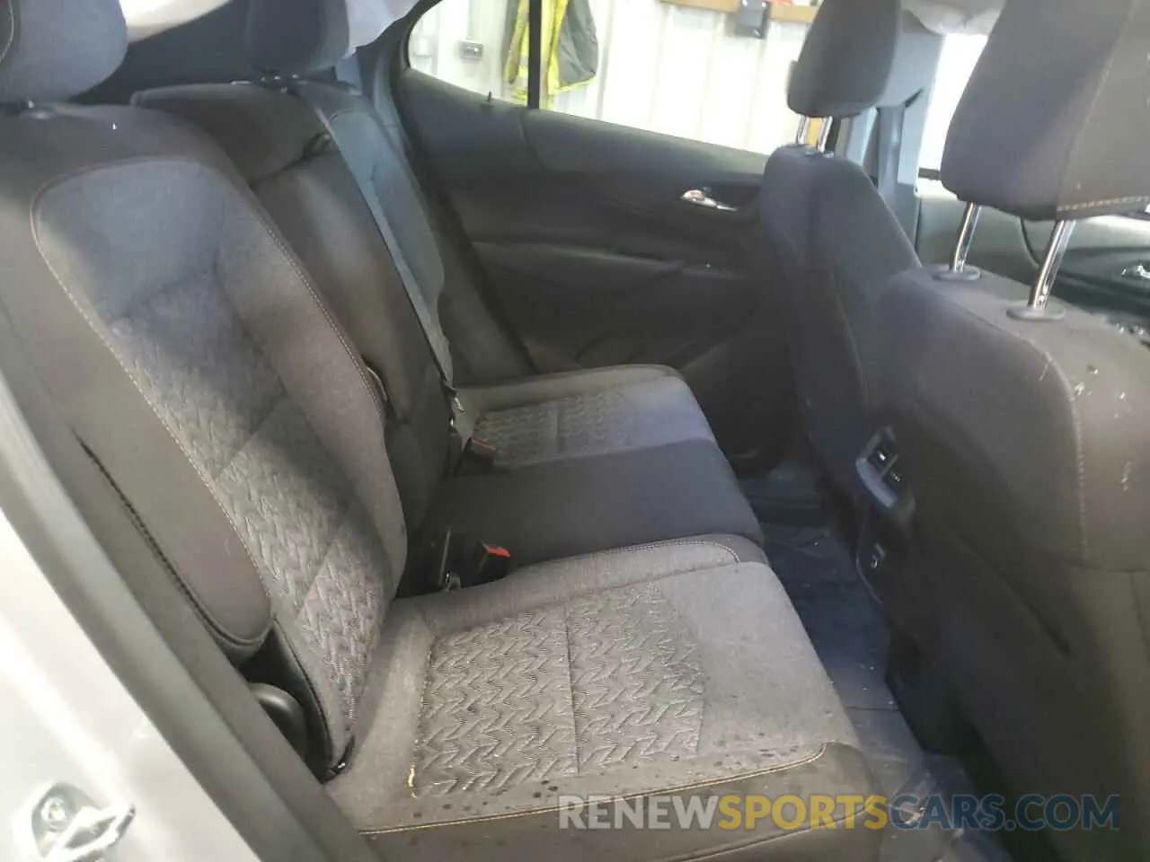11 fotografías del automóvil dañado 3GNAXUEV4NL258535 CHEVROLET EQUINOX 2022