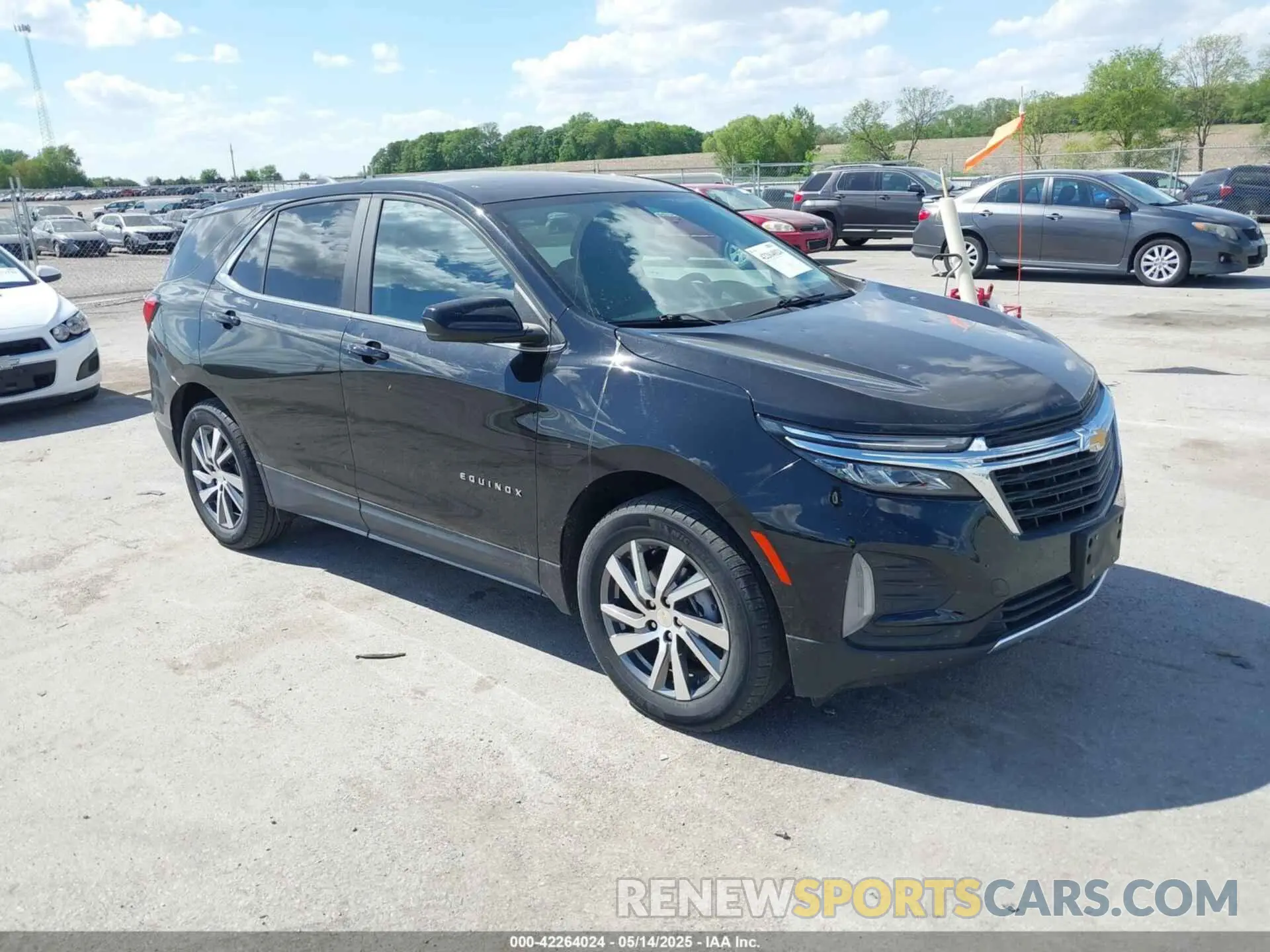 1 fotografías del automóvil dañado 3GNAXUEV4NL279174 CHEVROLET EQUINOX 2022