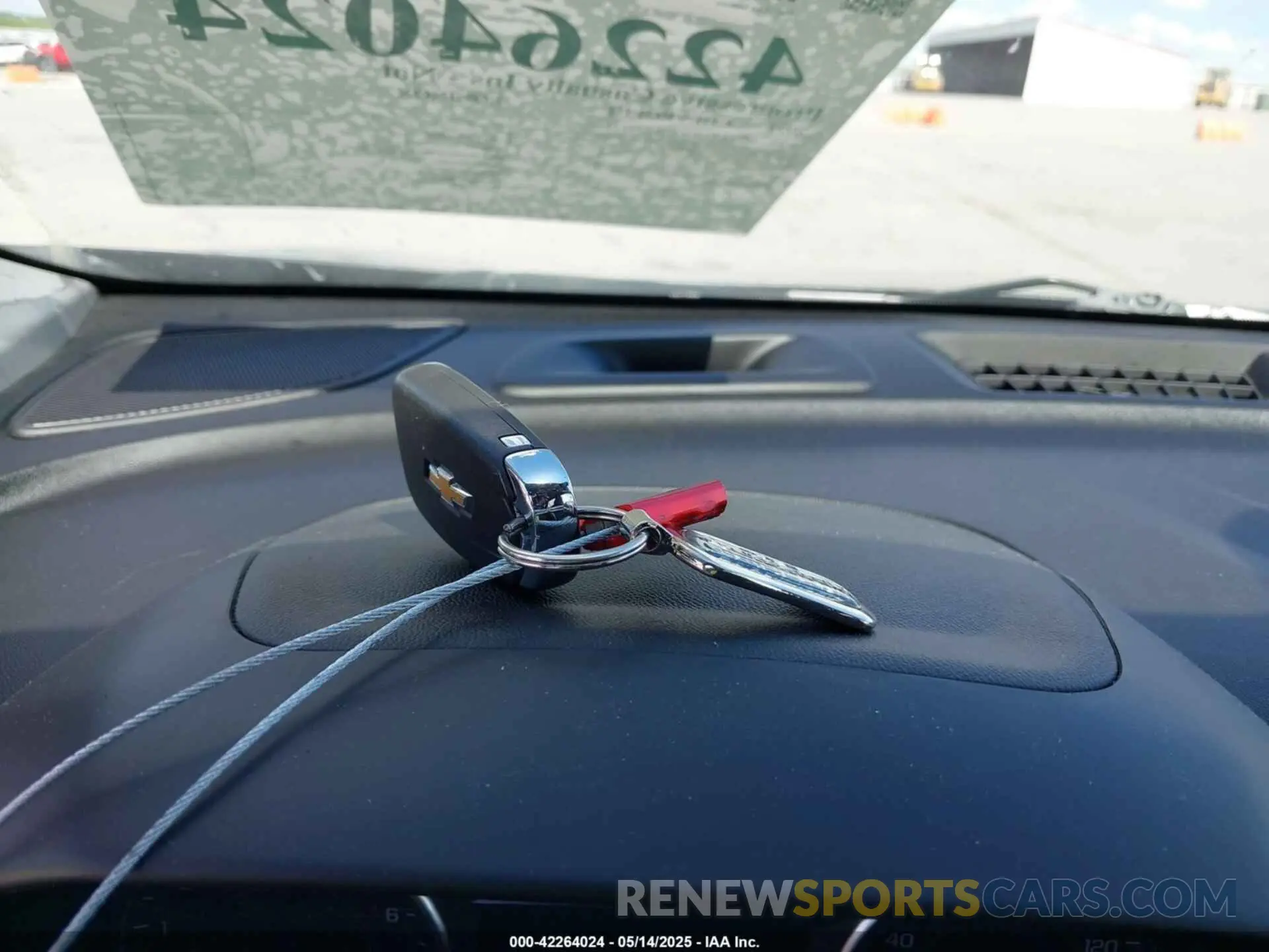 11 fotografías del automóvil dañado 3GNAXUEV4NL279174 CHEVROLET EQUINOX 2022