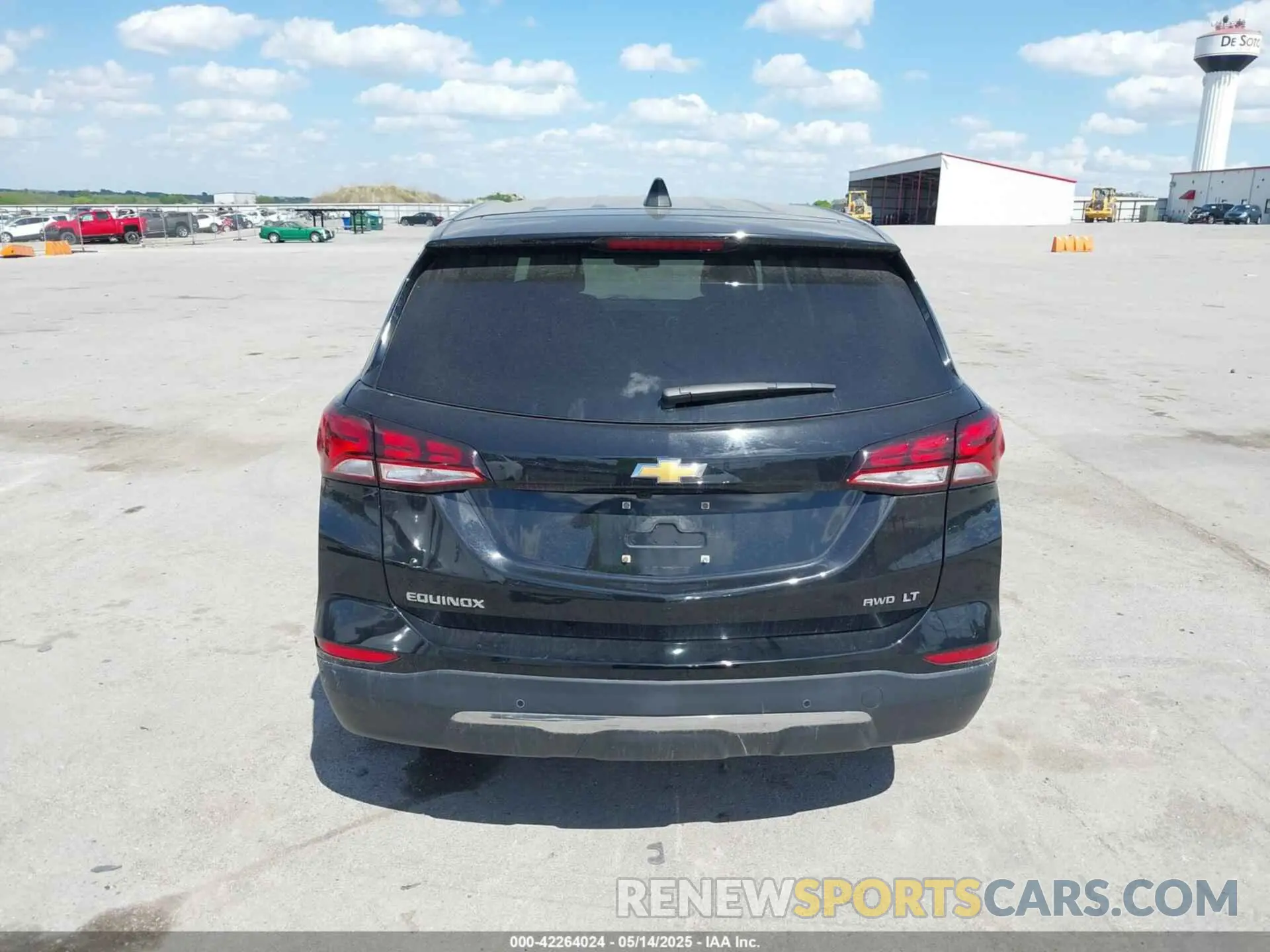 16 fotografías del automóvil dañado 3GNAXUEV4NL279174 CHEVROLET EQUINOX 2022