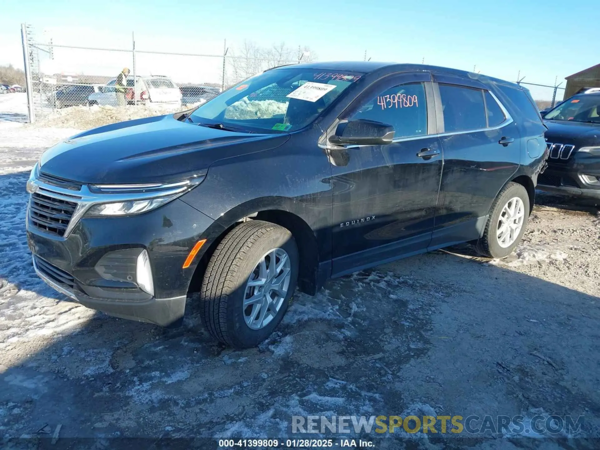 2 fotografías del automóvil dañado 3GNAXUEV4NL298078 CHEVROLET EQUINOX 2022