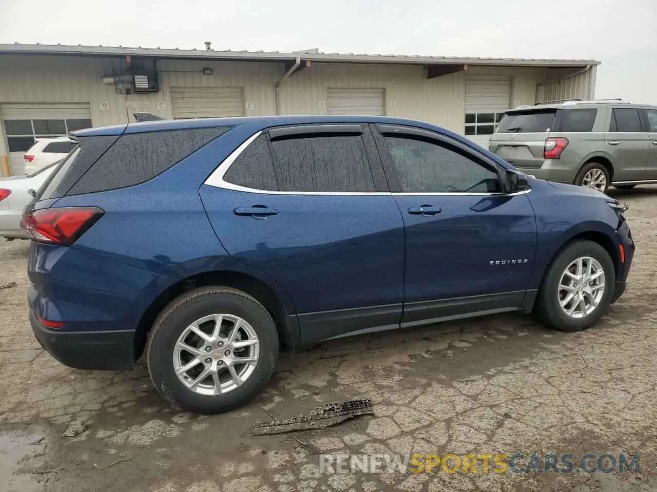 3 fotografías del automóvil dañado 3GNAXUEV4NS212192 CHEVROLET EQUINOX 2022
