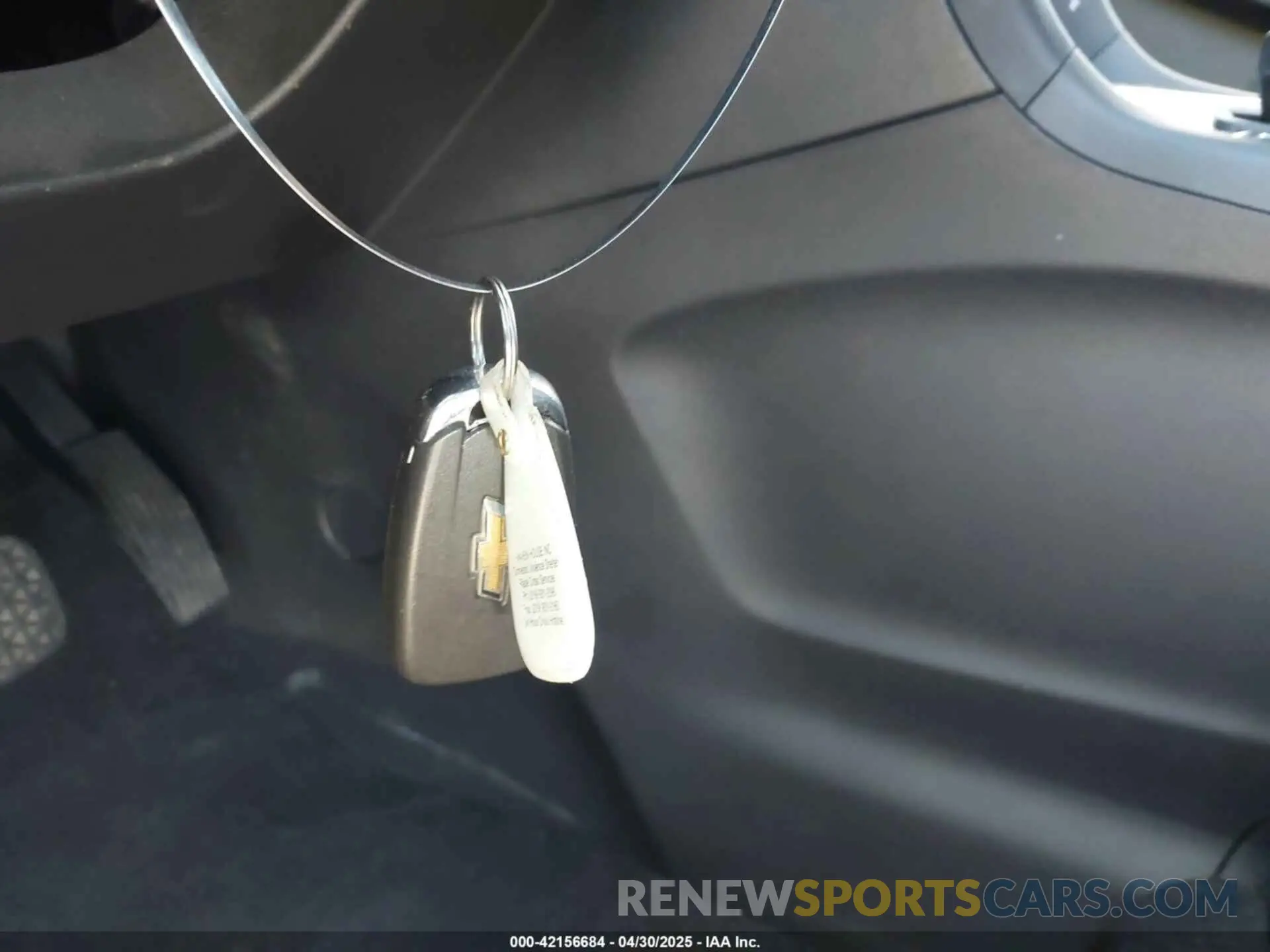 11 fotografías del automóvil dañado 3GNAXUEV5NL128103 CHEVROLET EQUINOX 2022