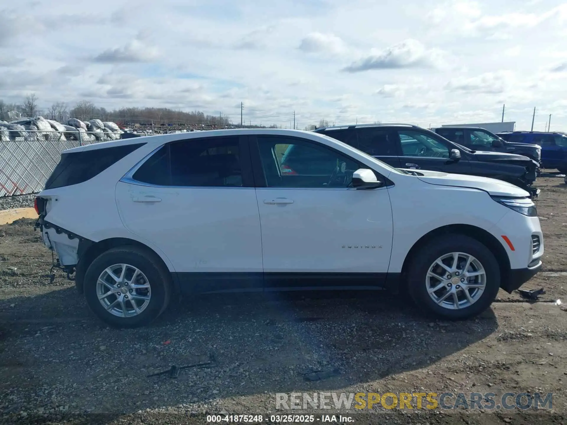 14 fotografías del automóvil dañado 3GNAXUEV5NL305278 CHEVROLET EQUINOX 2022