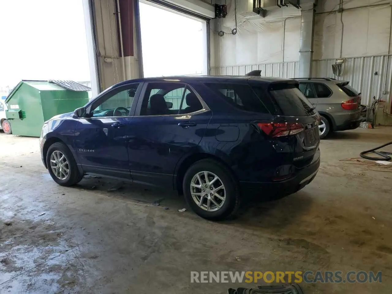 2 fotografías del automóvil dañado 3GNAXUEV6NL239937 CHEVROLET EQUINOX 2022