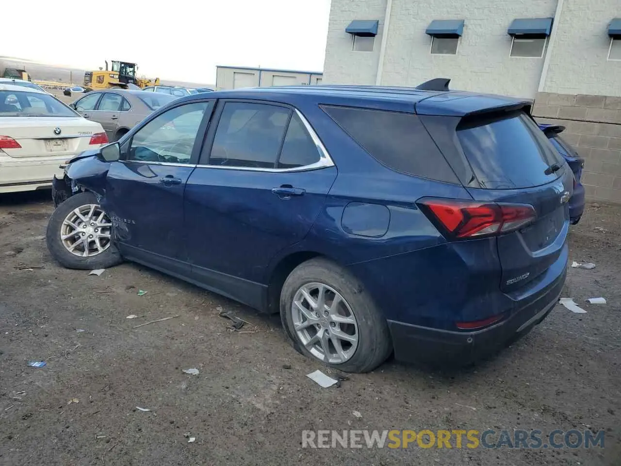 2 fotografías del automóvil dañado 3GNAXUEV6NL307122 CHEVROLET EQUINOX 2022
