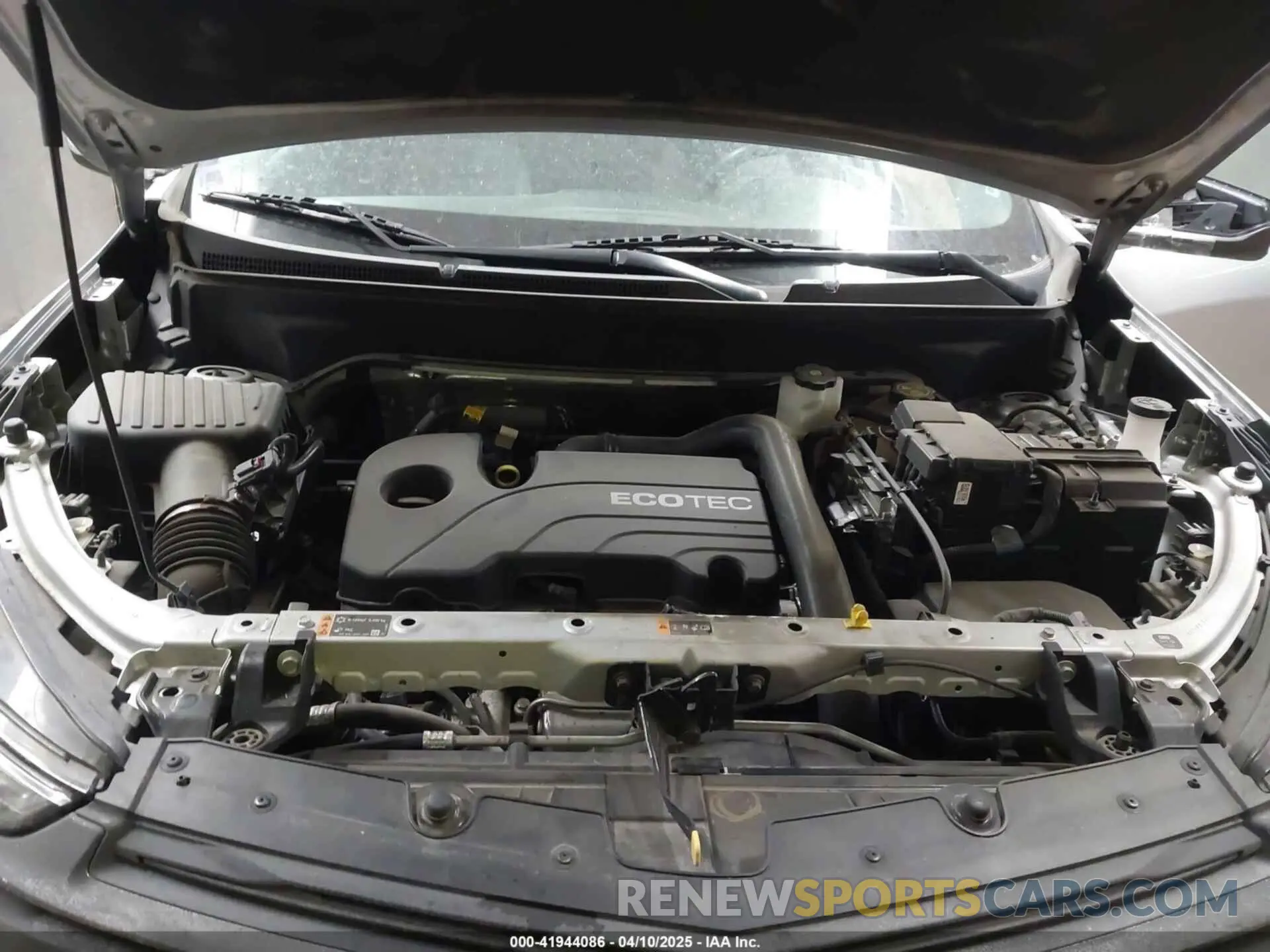 10 fotografías del automóvil dañado 3GNAXUEV8NL178011 CHEVROLET EQUINOX 2022