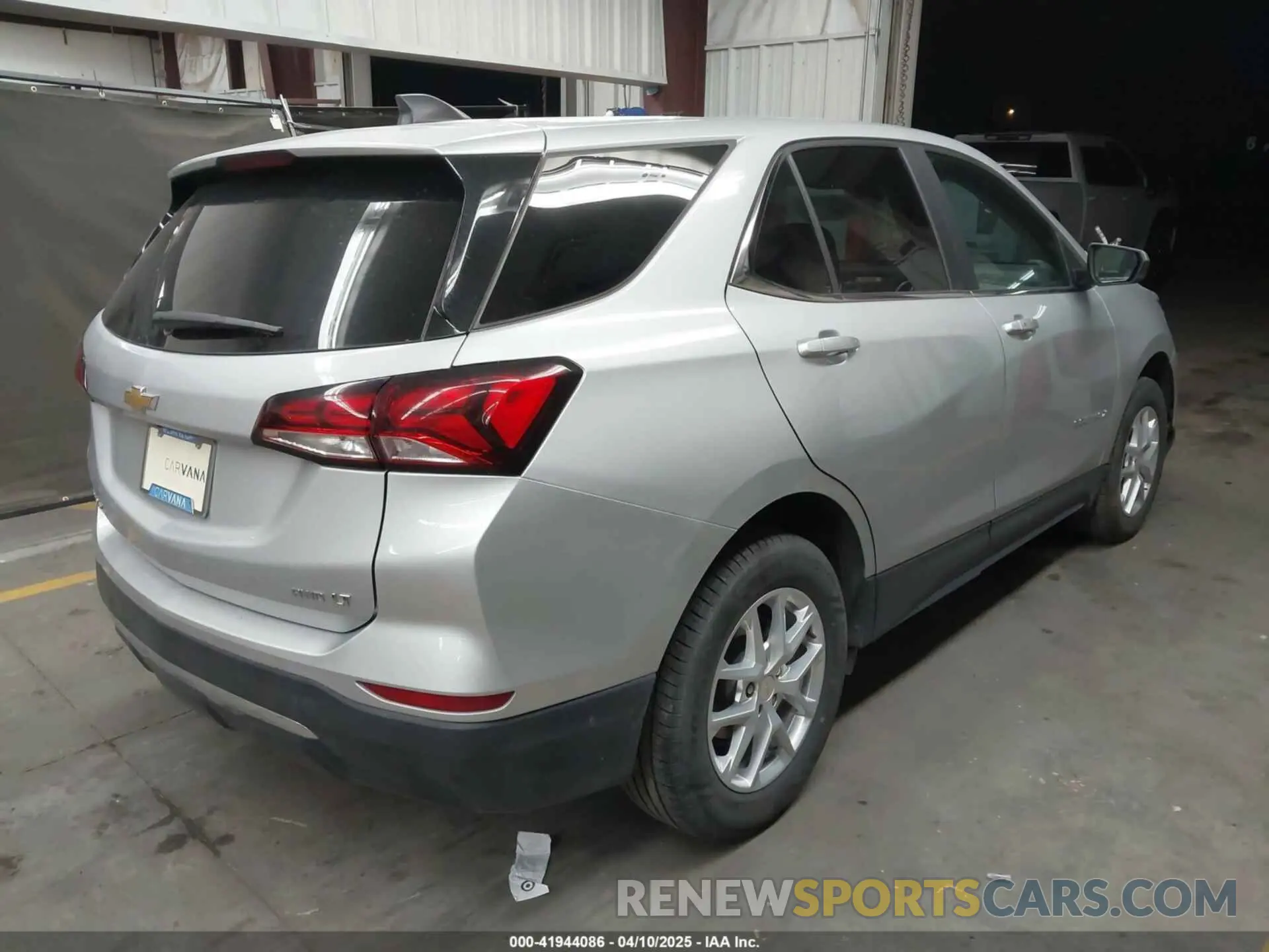 4 fotografías del automóvil dañado 3GNAXUEV8NL178011 CHEVROLET EQUINOX 2022