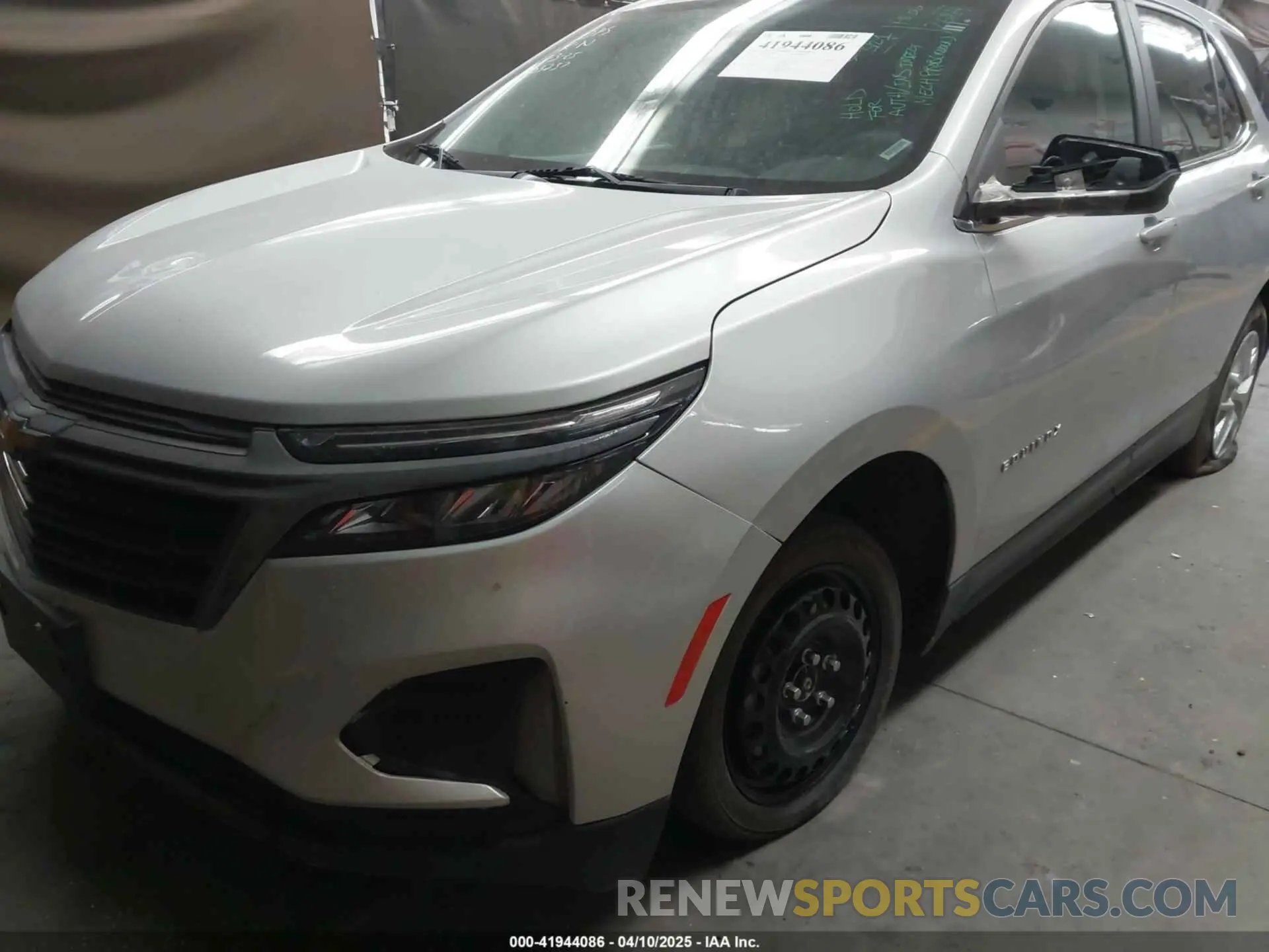 6 fotografías del automóvil dañado 3GNAXUEV8NL178011 CHEVROLET EQUINOX 2022