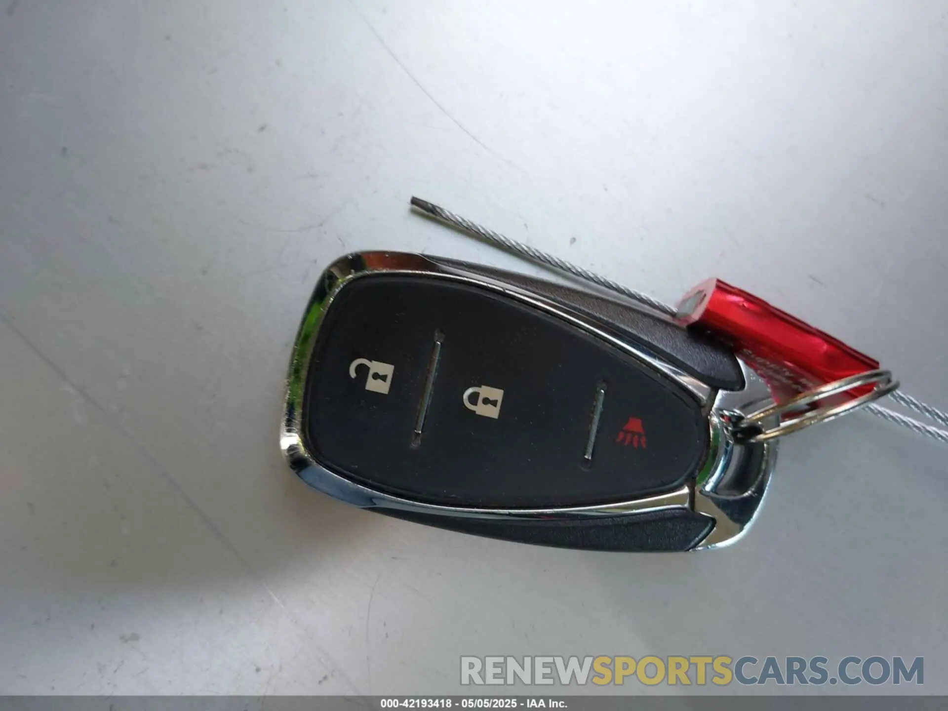 11 fotografías del automóvil dañado 3GNAXUEV8NS182016 CHEVROLET EQUINOX 2022