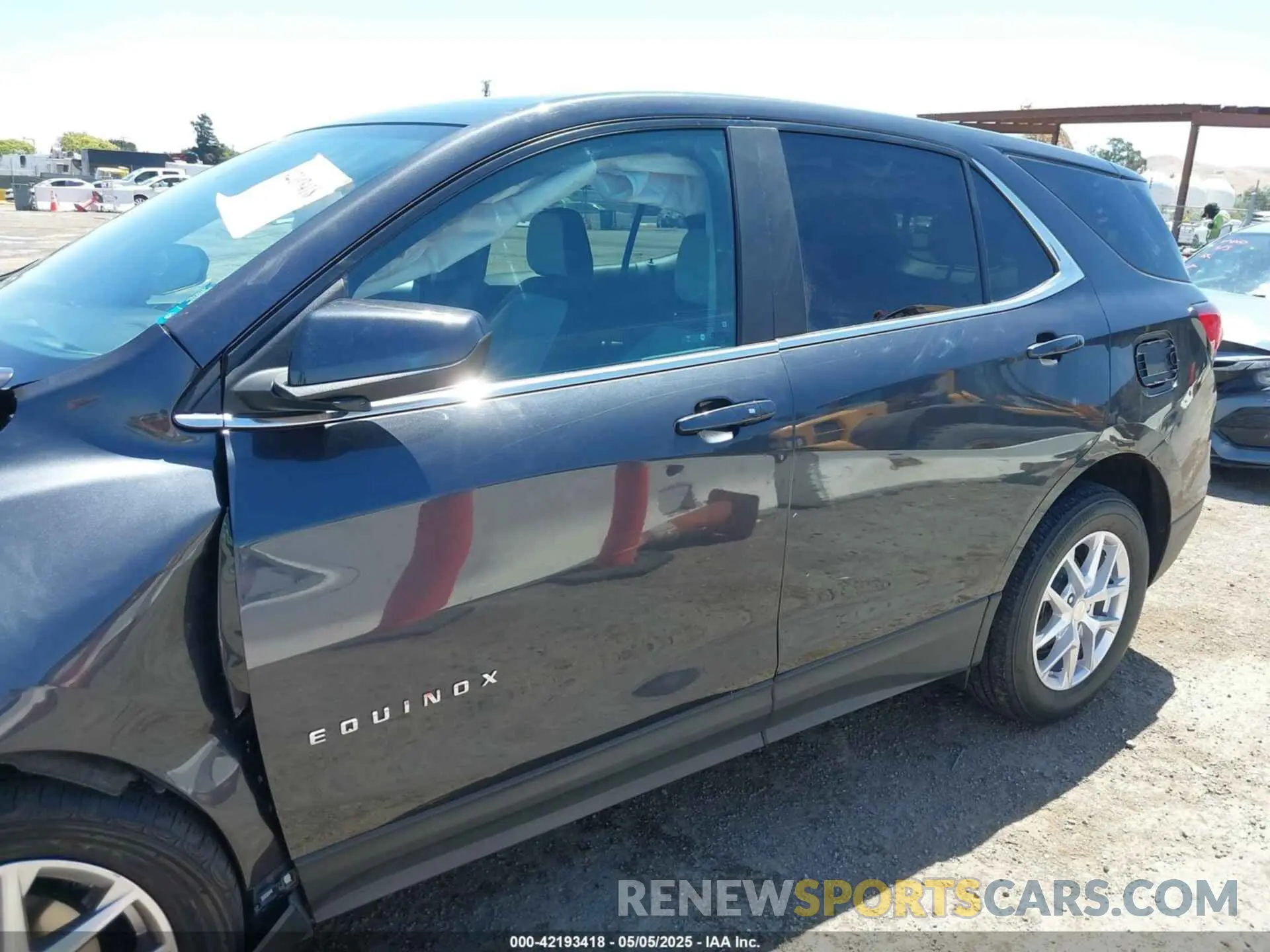 14 fotografías del automóvil dañado 3GNAXUEV8NS182016 CHEVROLET EQUINOX 2022
