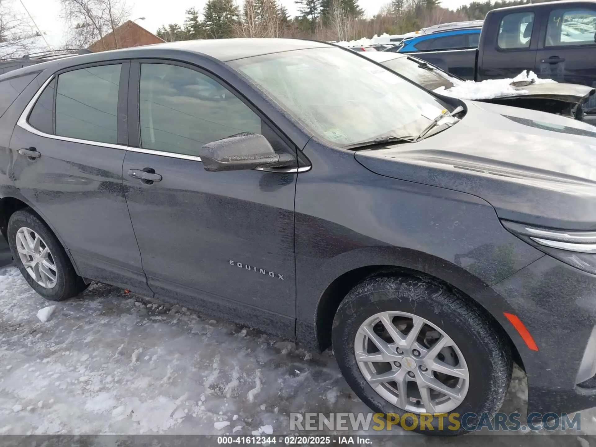 13 fotografías del automóvil dañado 3GNAXUEV8NS215337 CHEVROLET EQUINOX 2022