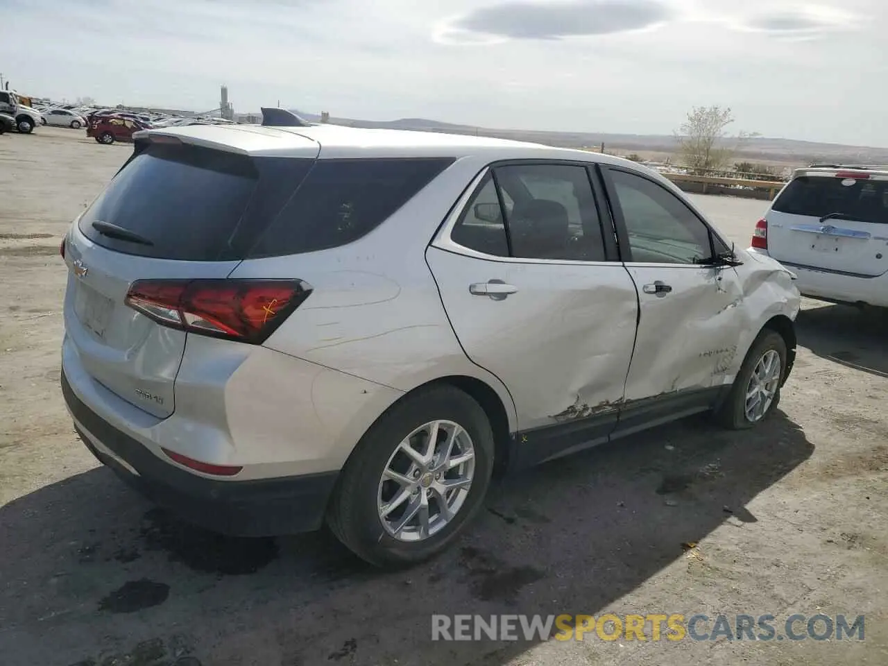 3 fotografías del automóvil dañado 3GNAXUEV9NL221805 CHEVROLET EQUINOX 2022