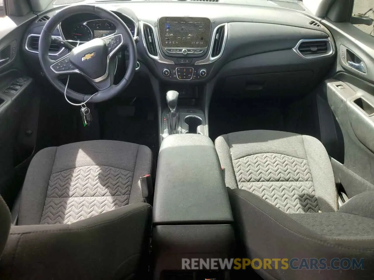 8 fotografías del automóvil dañado 3GNAXUEV9NL221805 CHEVROLET EQUINOX 2022