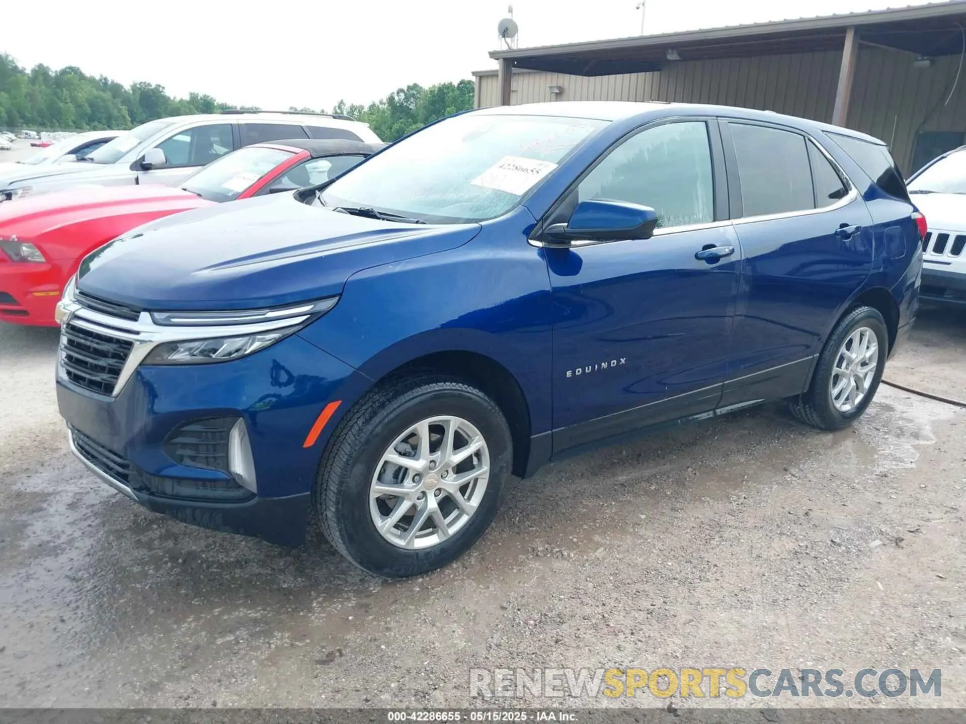 2 fotografías del automóvil dañado 3GNAXUEV9NL303808 CHEVROLET EQUINOX 2022