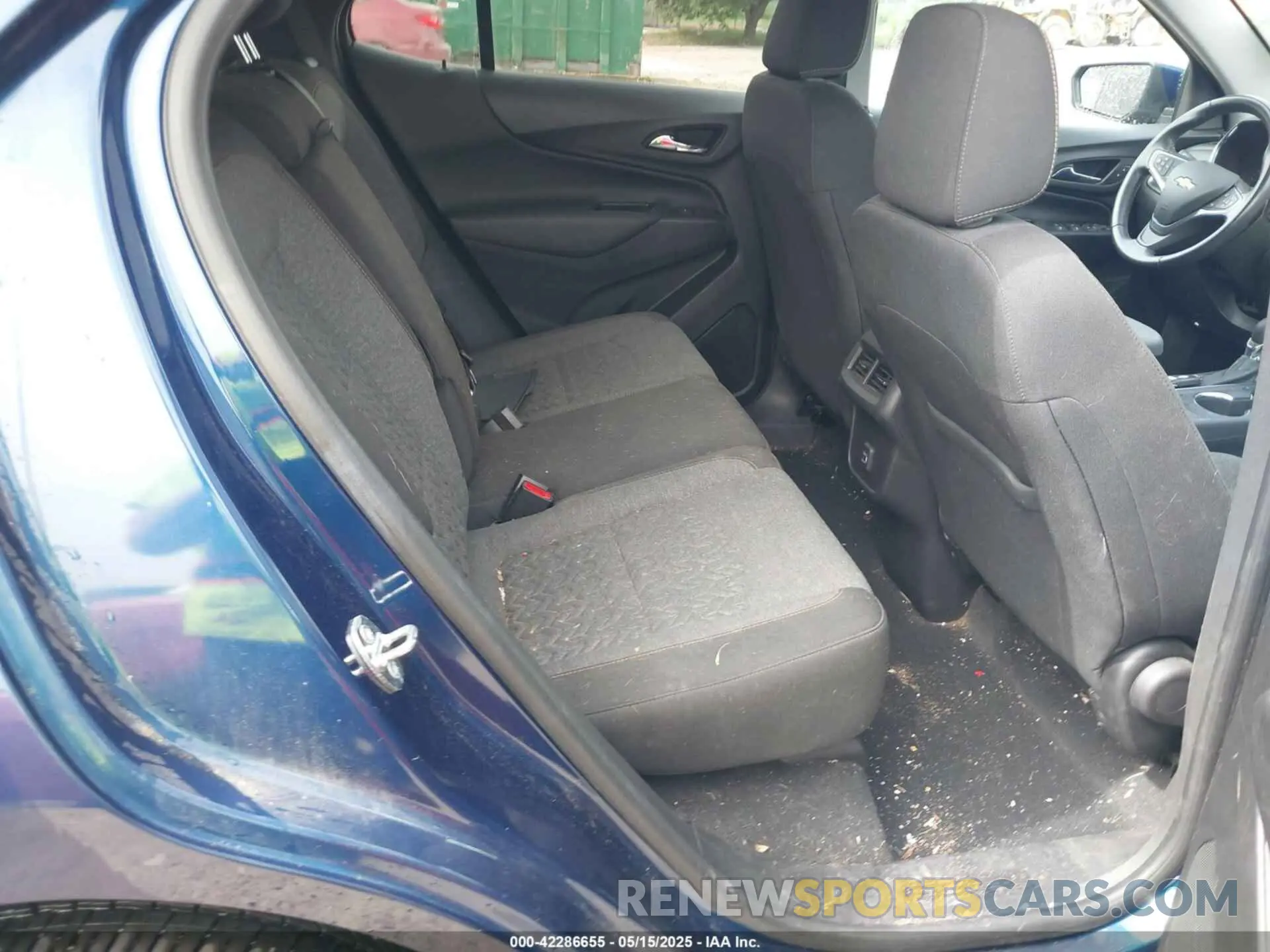 8 fotografías del automóvil dañado 3GNAXUEV9NL303808 CHEVROLET EQUINOX 2022