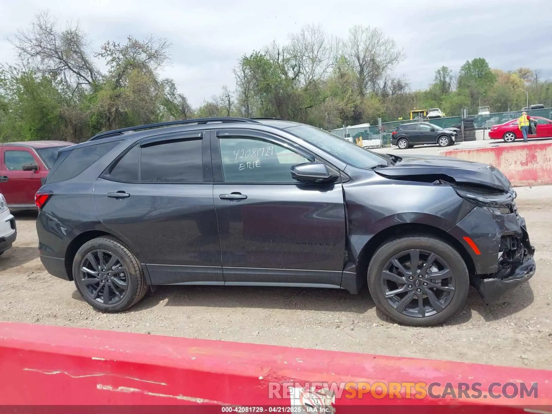 14 fotografías del automóvil dañado 3GNAXWEVXNS200513 CHEVROLET EQUINOX 2022