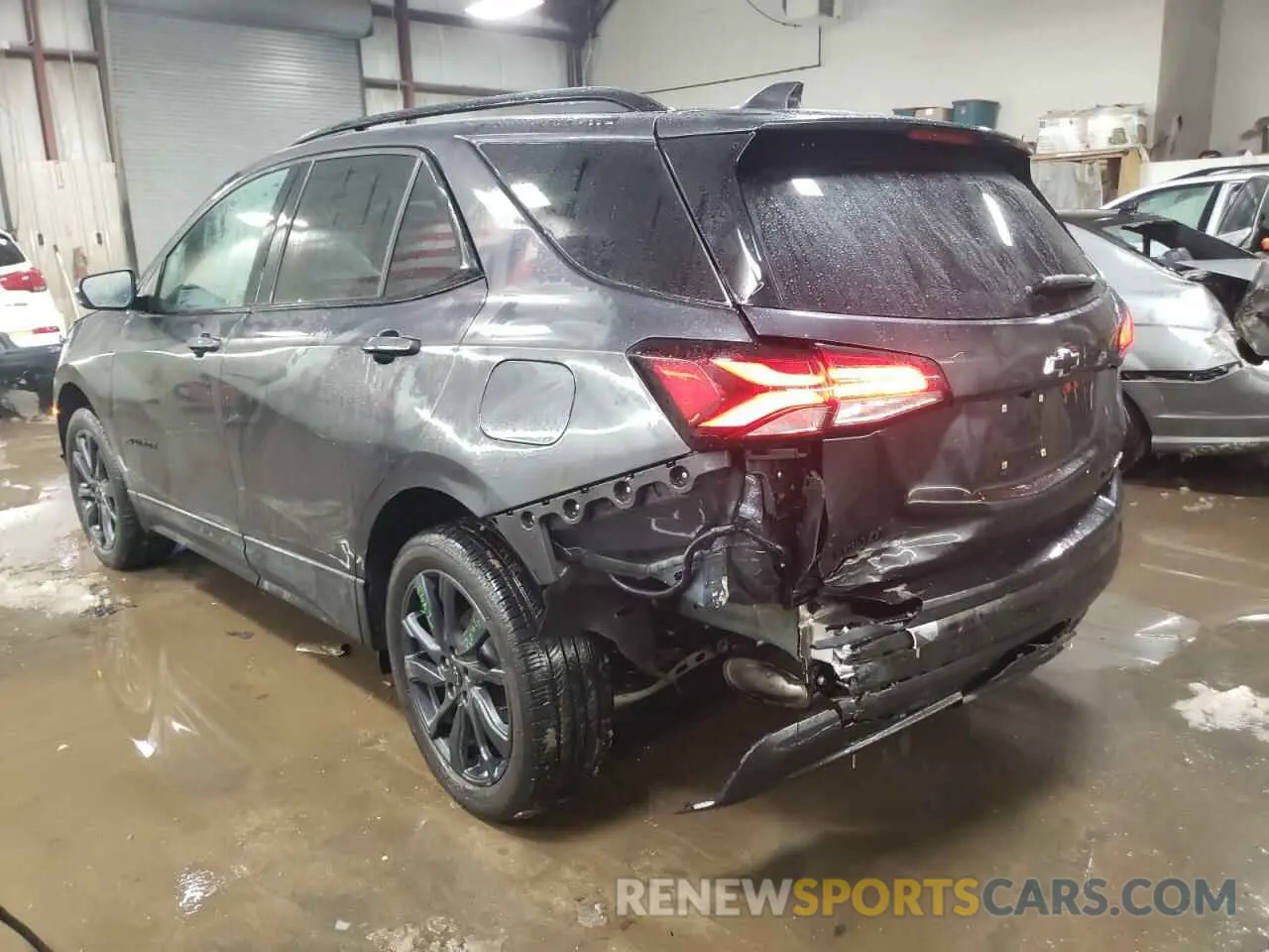 2 fotografías del automóvil dañado 3GNAXWEVXNS239862 CHEVROLET EQUINOX 2022