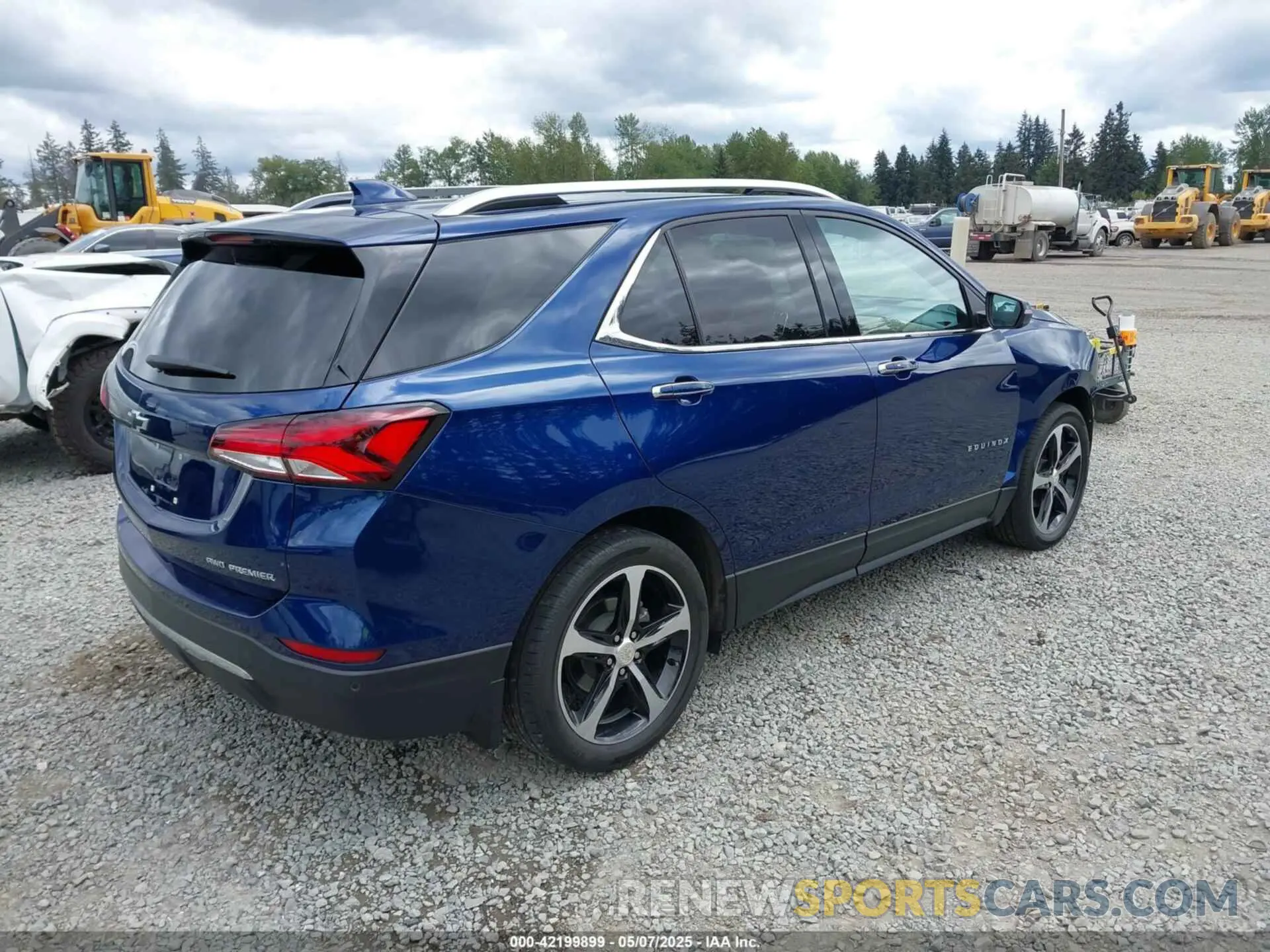 4 fotografías del automóvil dañado 3GNAXXEV5NS105492 CHEVROLET EQUINOX 2022
