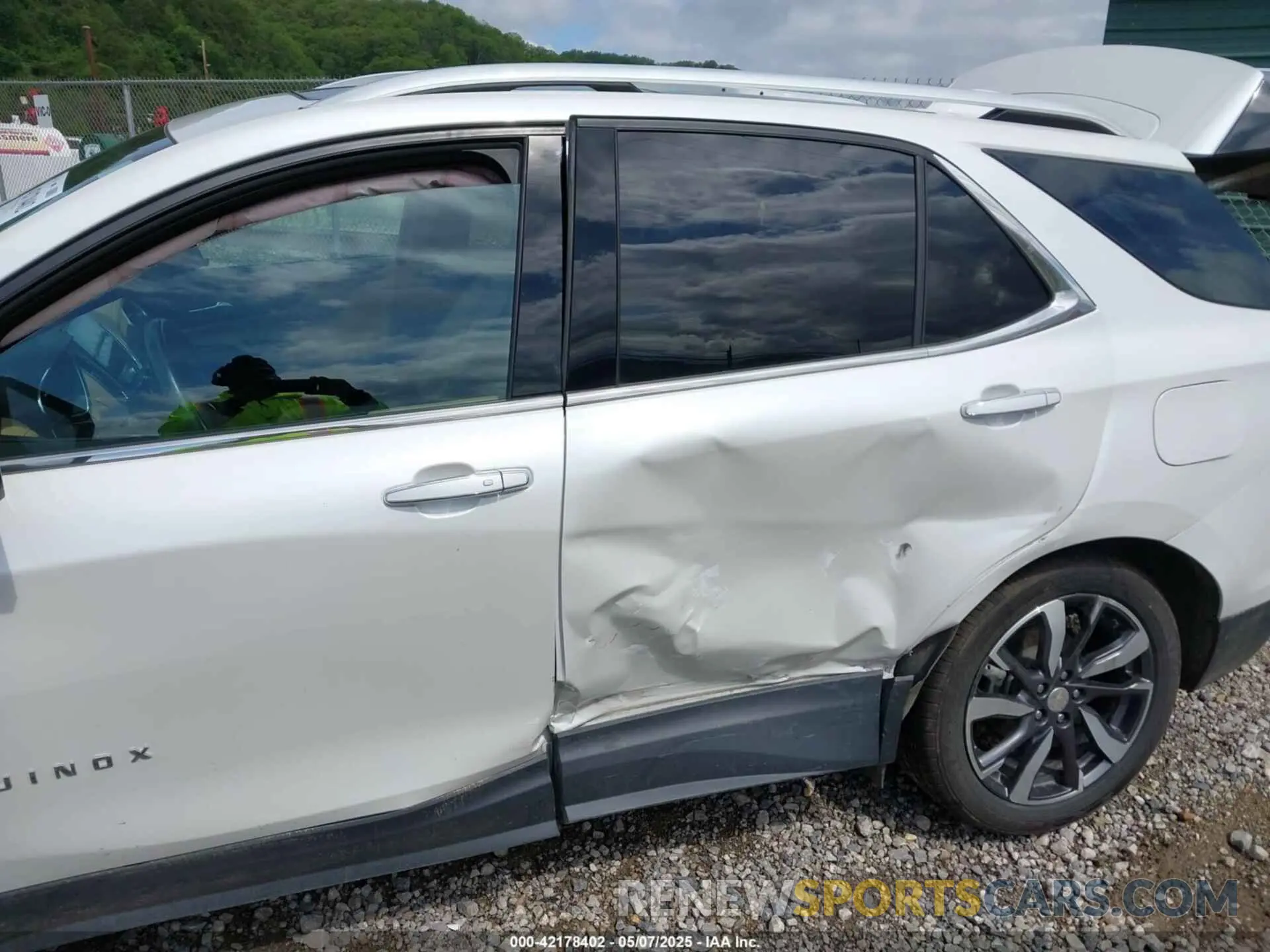 6 fotografías del automóvil dañado 3GNAXXEV6NS107848 CHEVROLET EQUINOX 2022