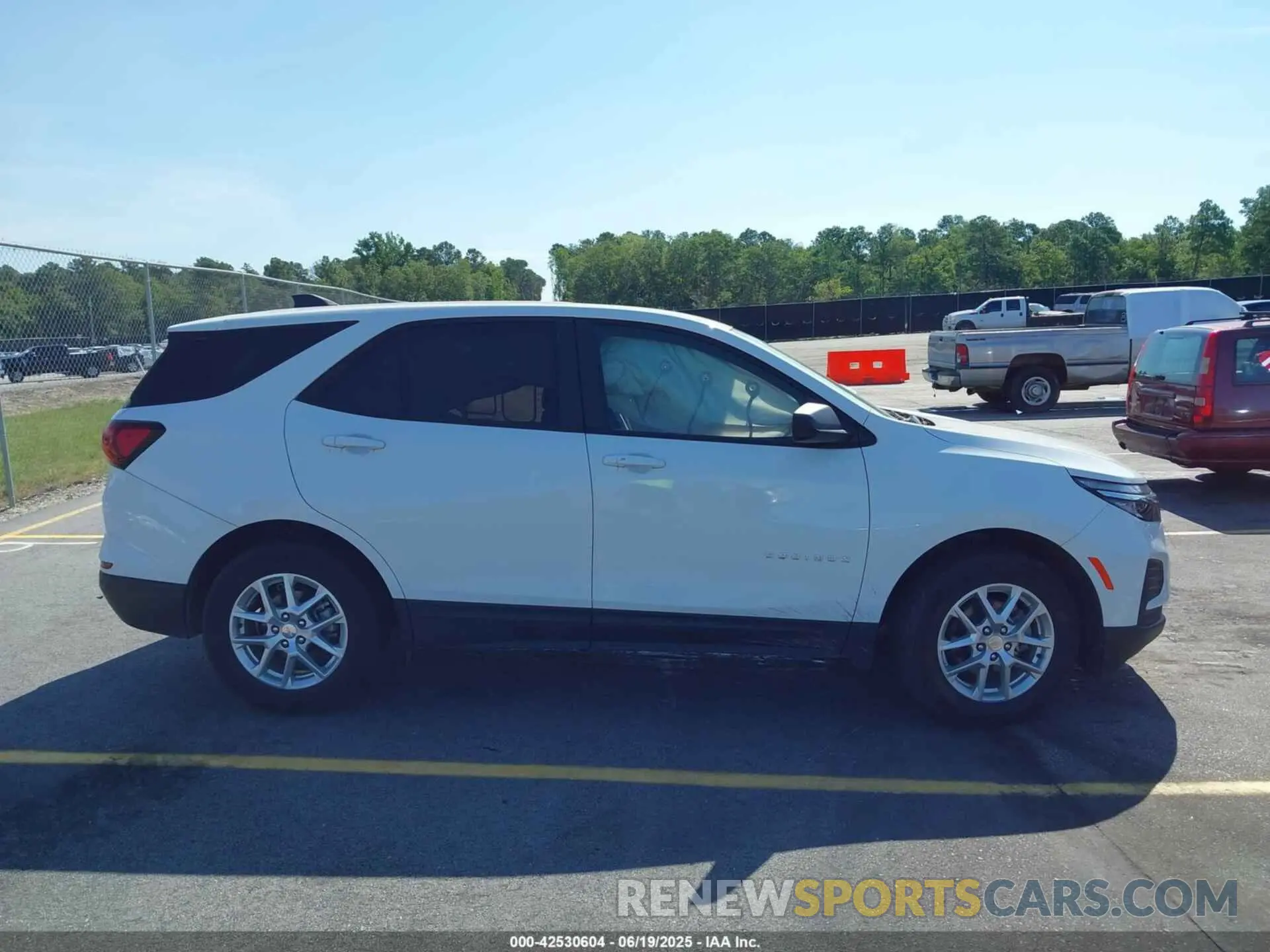 13 fotografías del automóvil dañado 3GNAXFEG6PL253871 CHEVROLET EQUINOX 2023